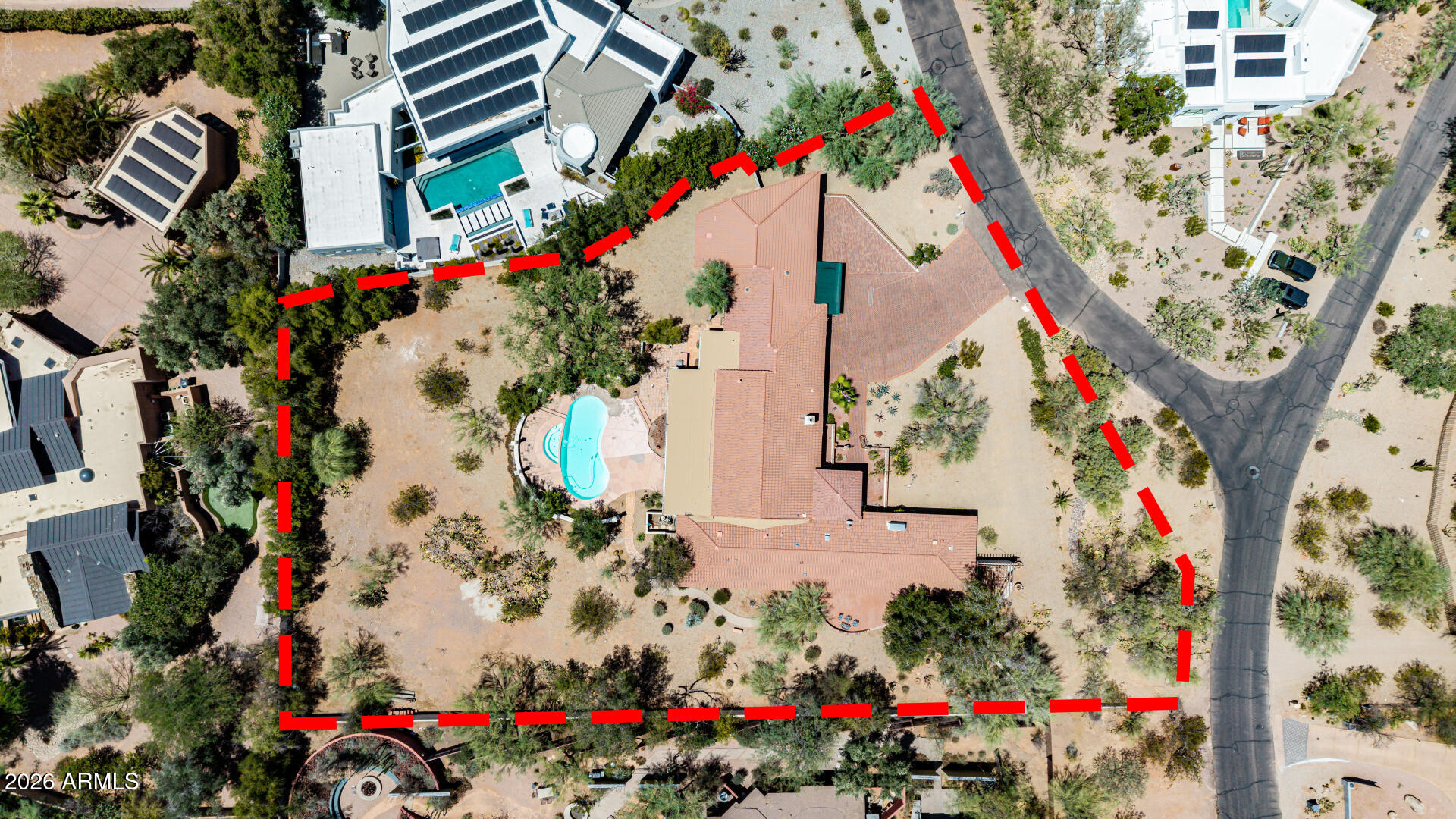 CAMELBACK MANOR - Residential