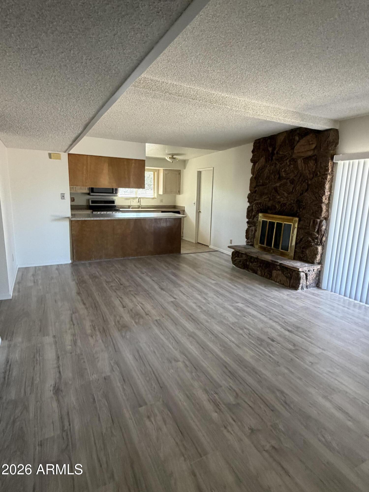 Pueblo del Sol 8 - Residential Lease