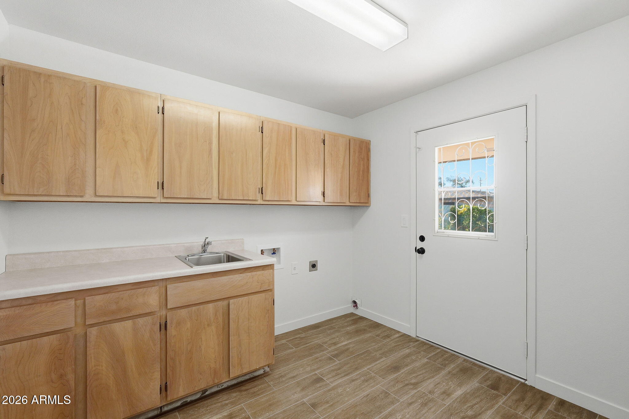 SUNLAND VILLAGE 5 - Residential