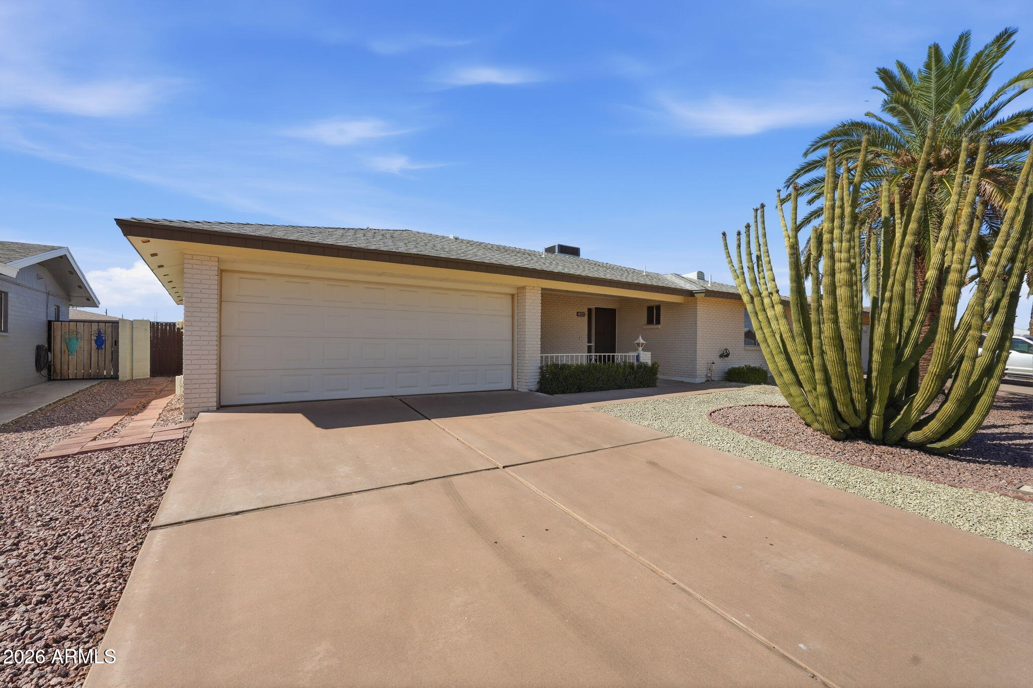SUNLAND VILLAGE 5 - Residential