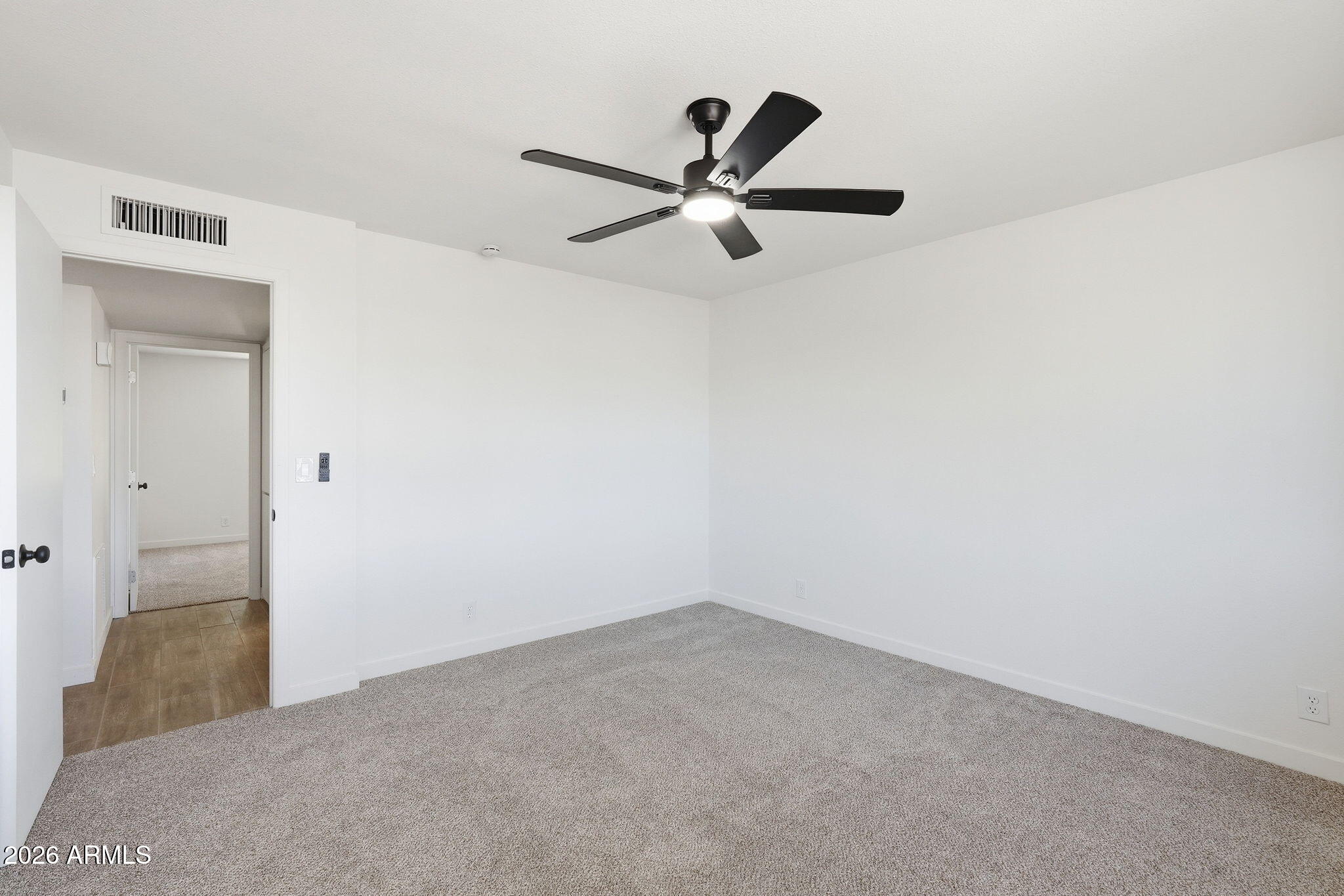SUNLAND VILLAGE 5 - Residential