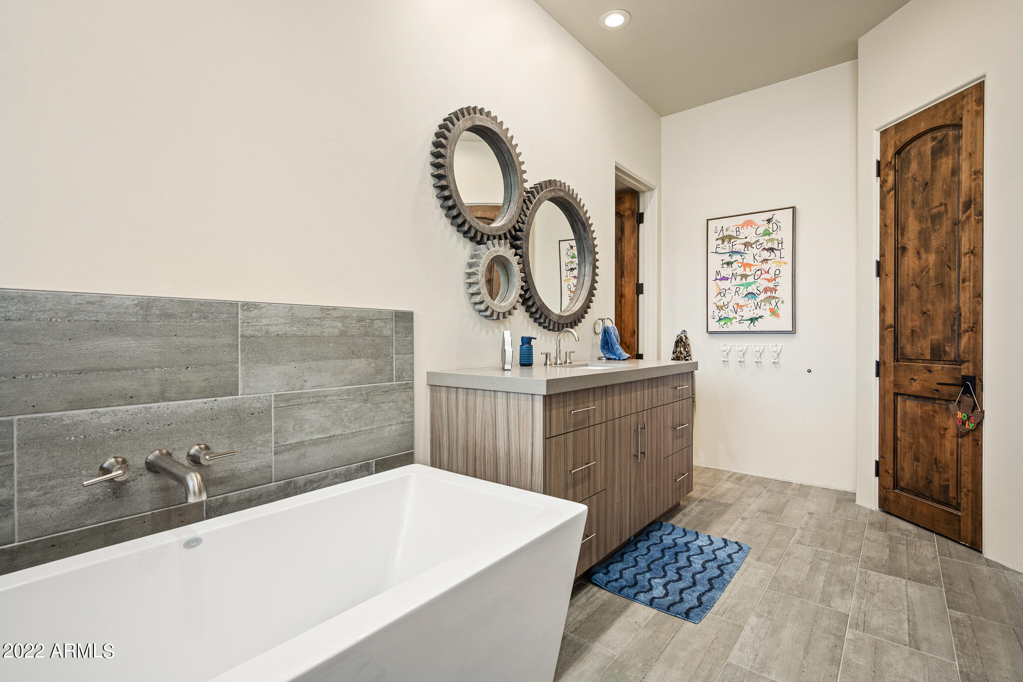 DC RANCH - Residential