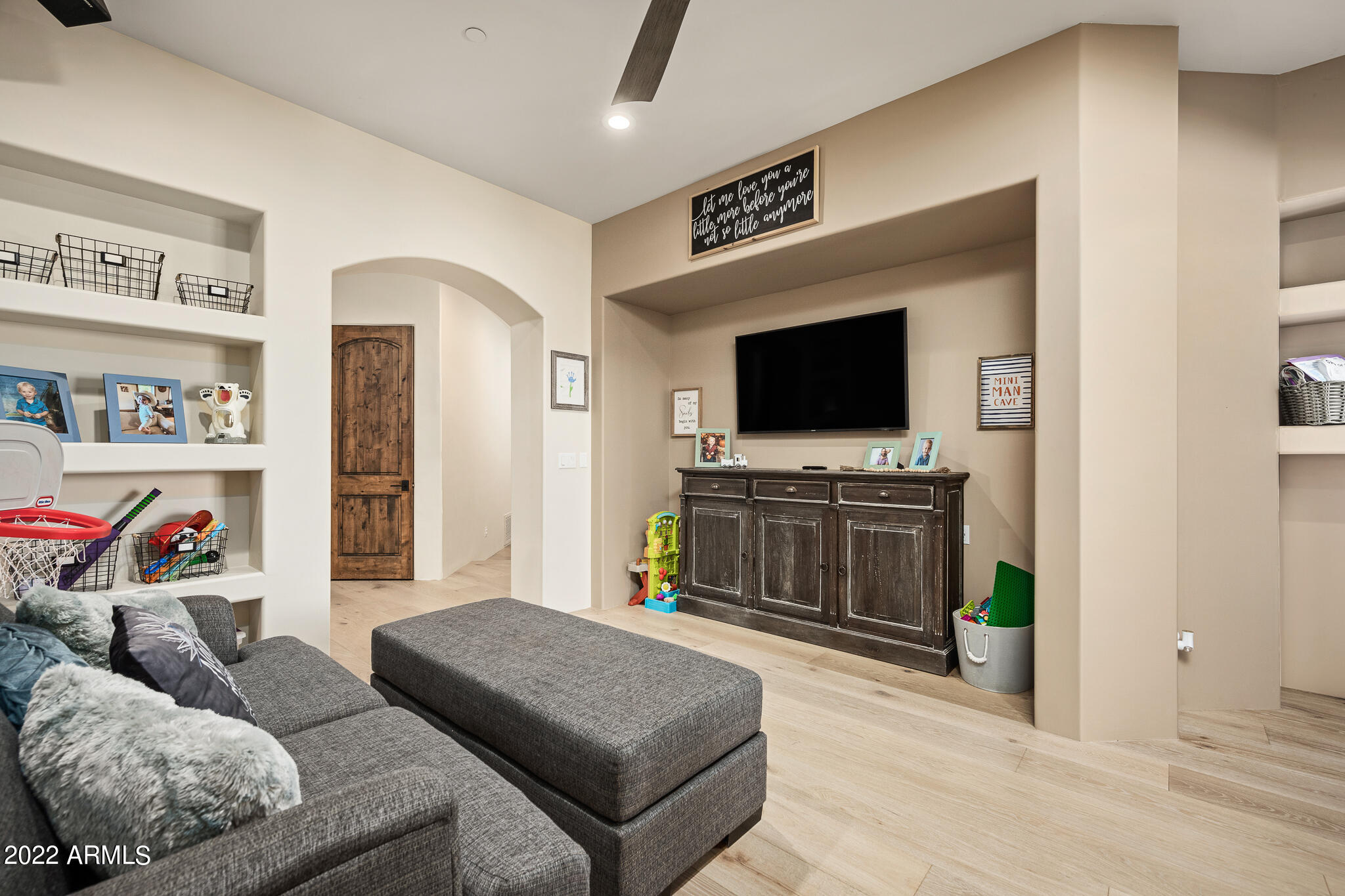 DC RANCH - Residential