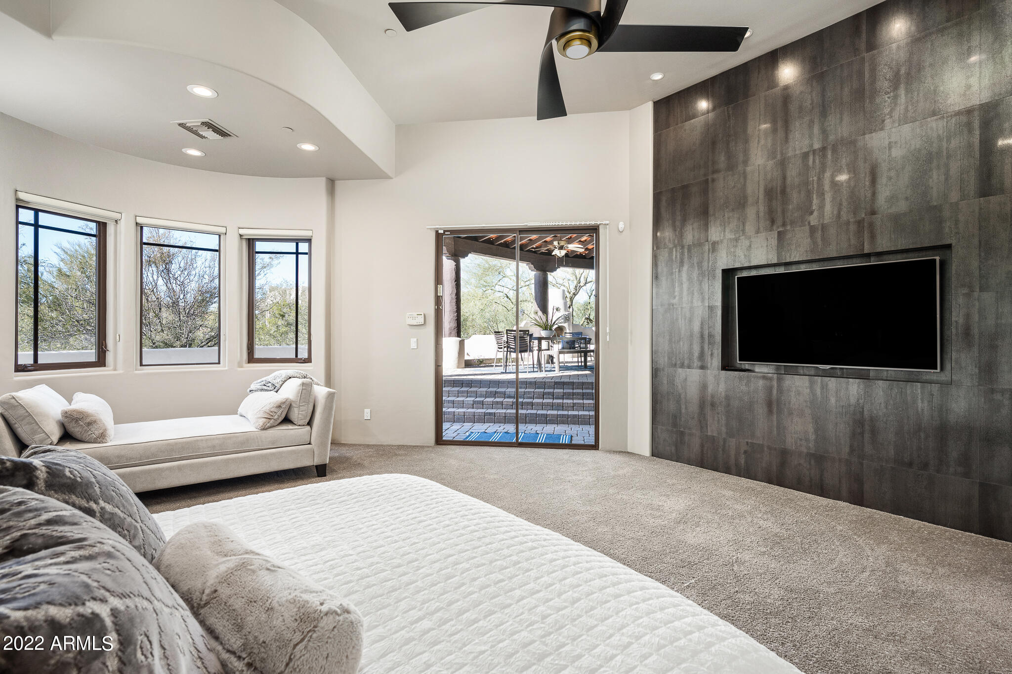 DC RANCH - Residential