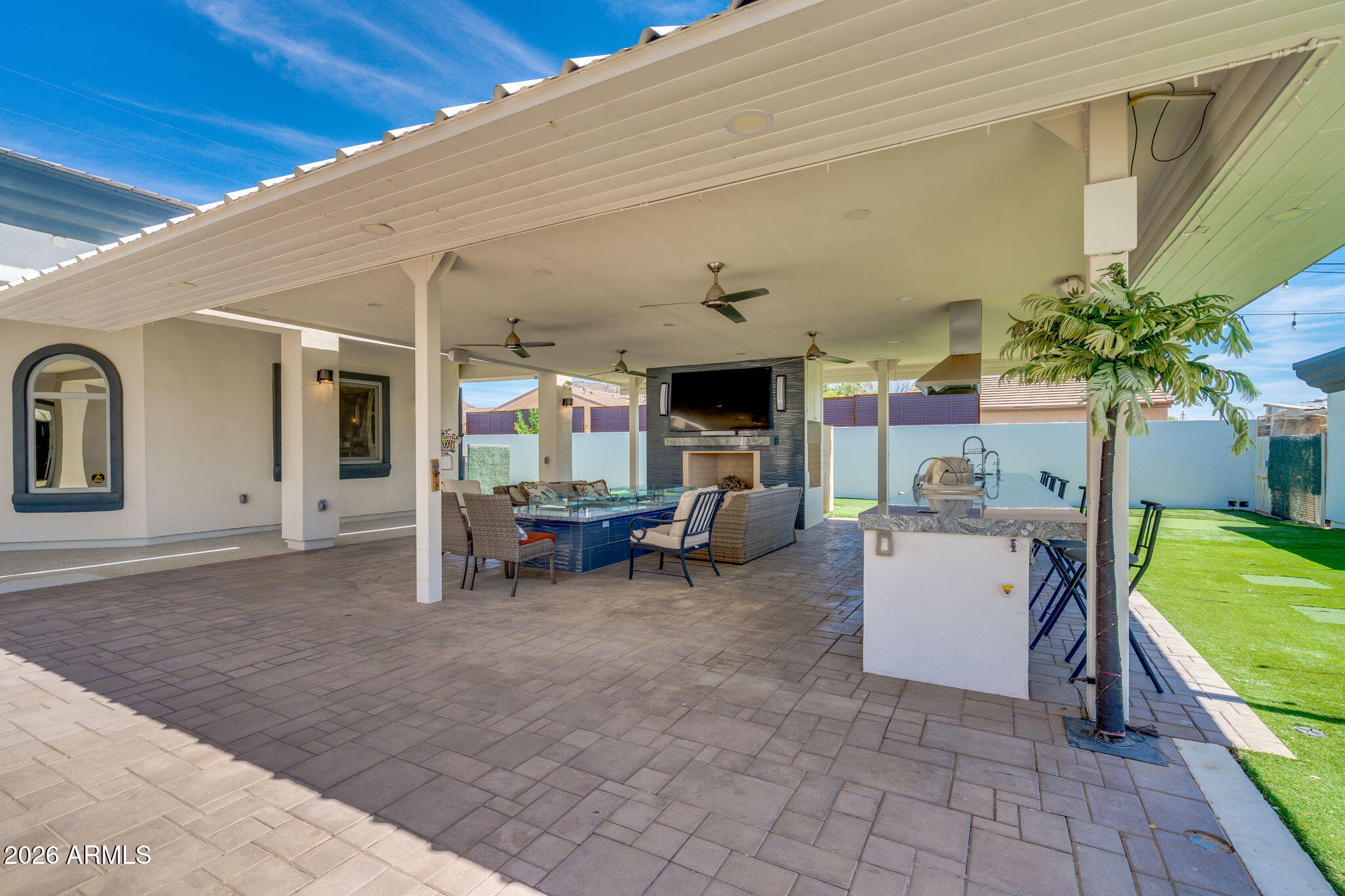 BRYAN ROBIN REYES MLD - Residential