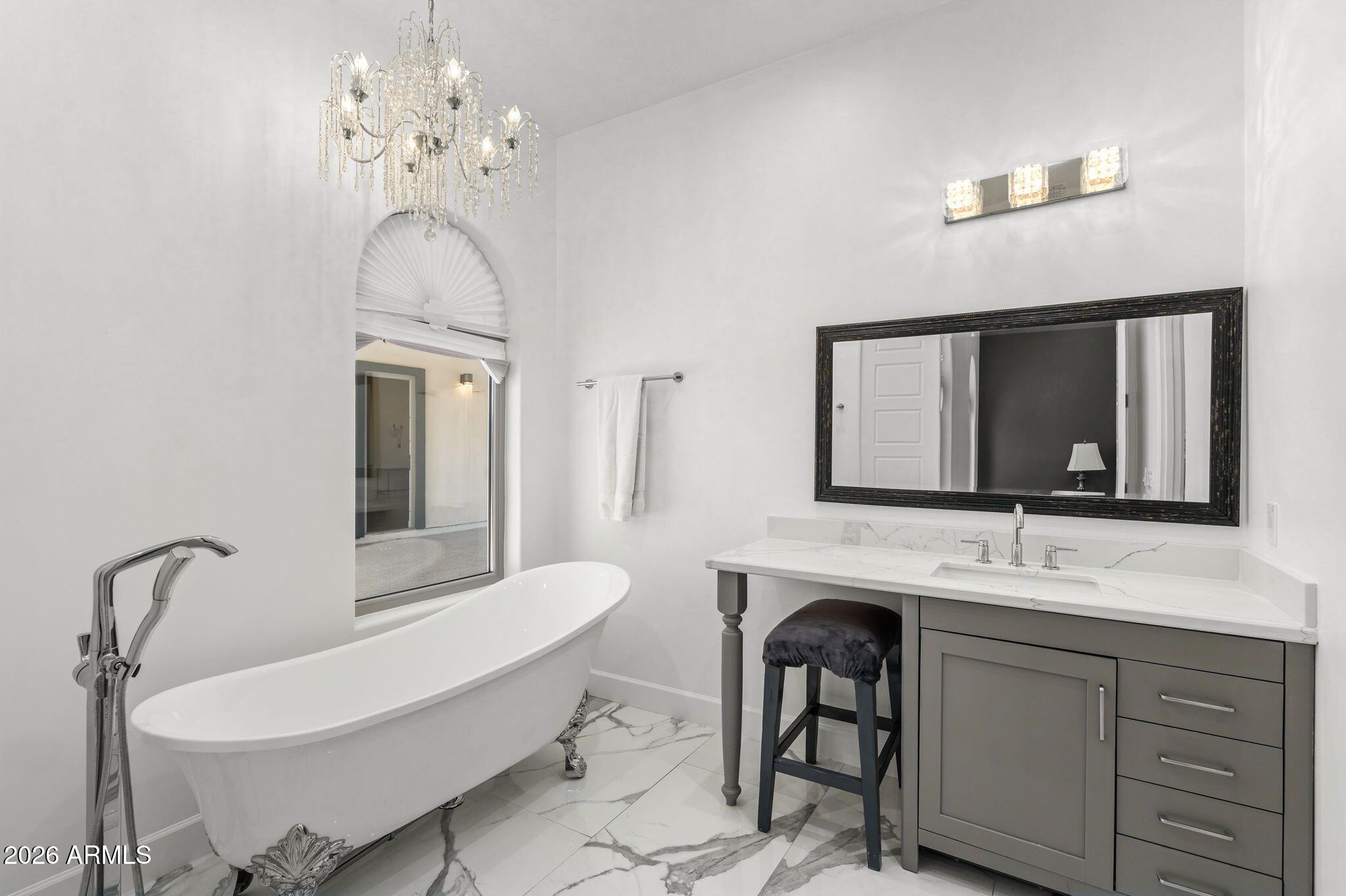 BRYAN ROBIN REYES MLD - Residential