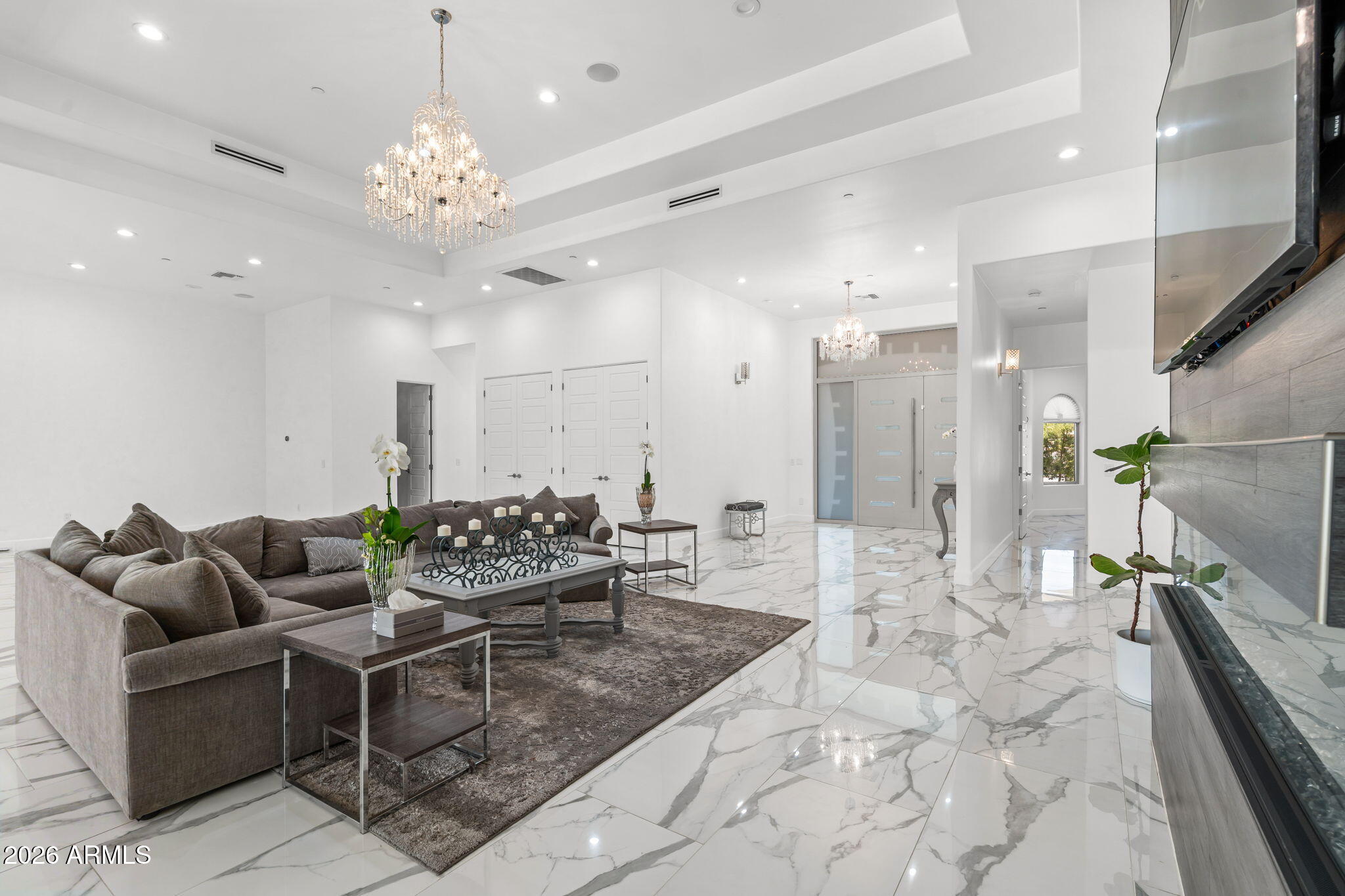 BRYAN ROBIN REYES MLD - Residential