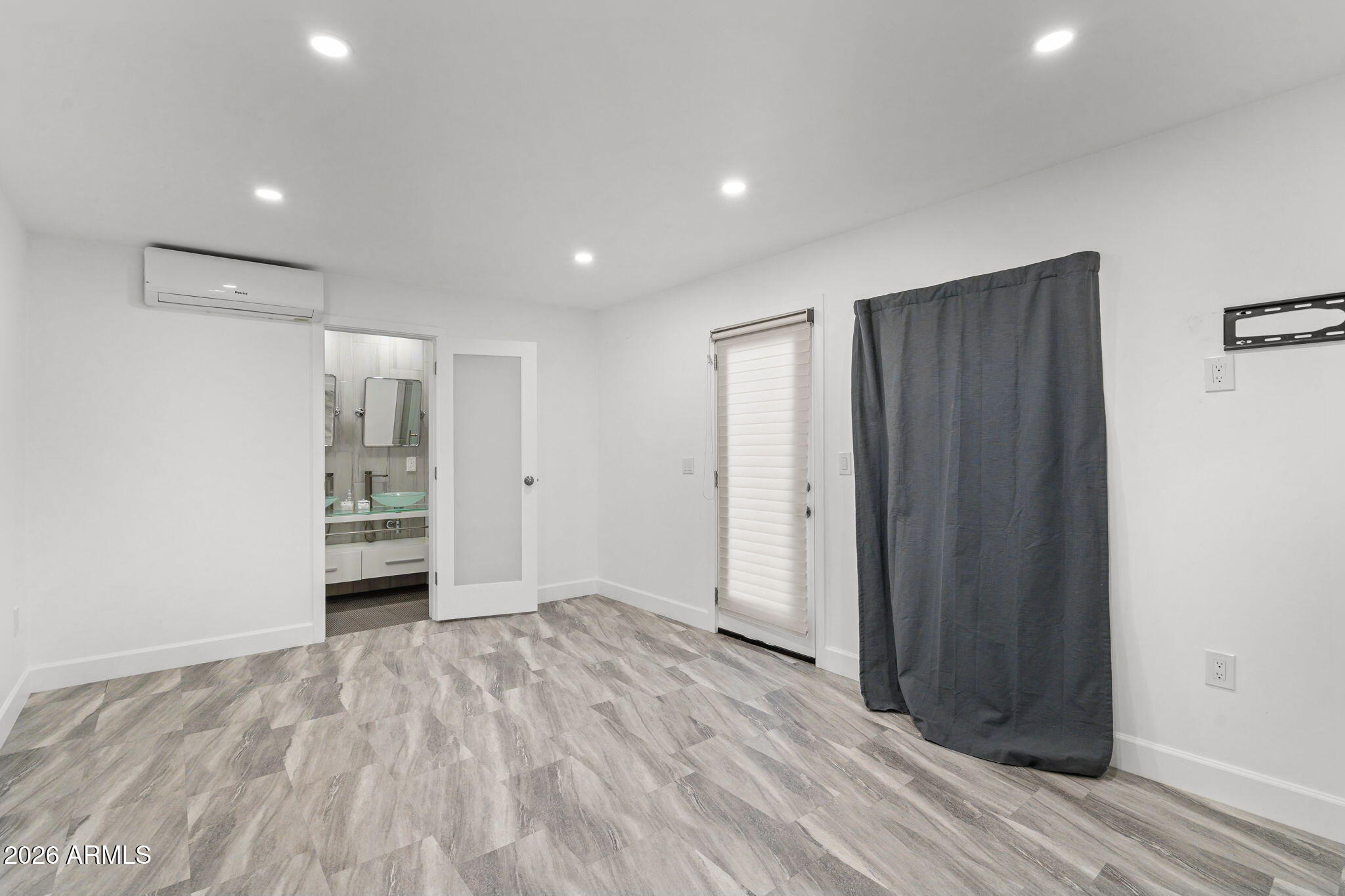 BRYAN ROBIN REYES MLD - Residential