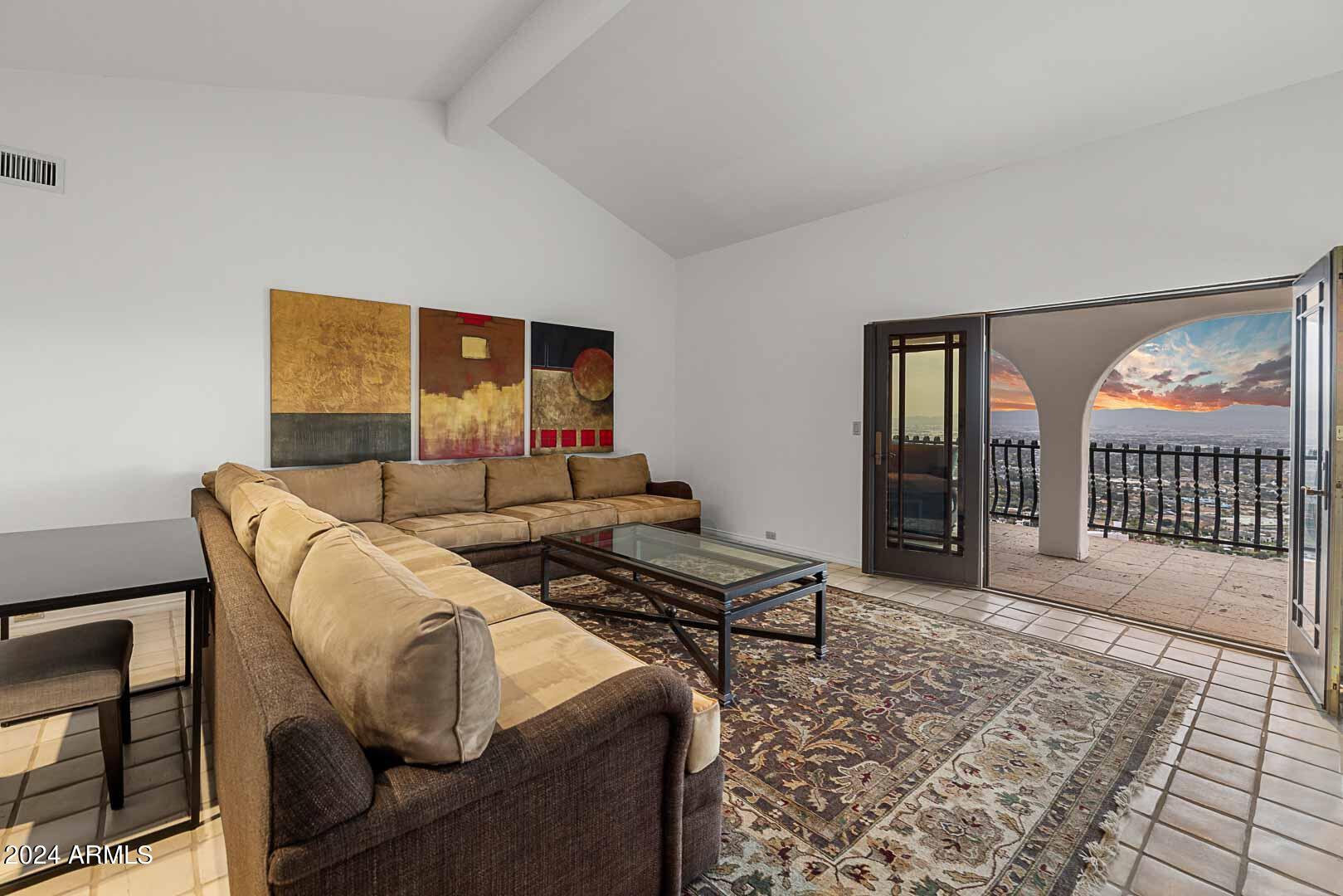 COPELAND HILL 2 - Residential