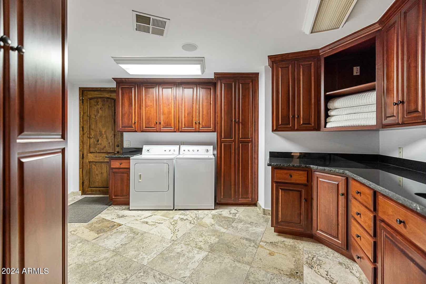 COPELAND HILL 2 - Residential