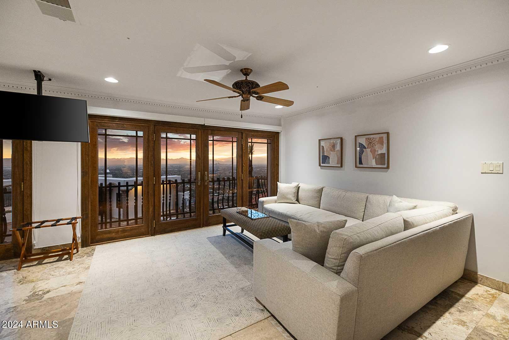 COPELAND HILL 2 - Residential
