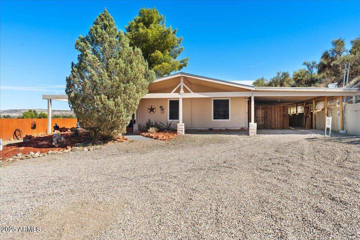 Under 5 Acres - Residential