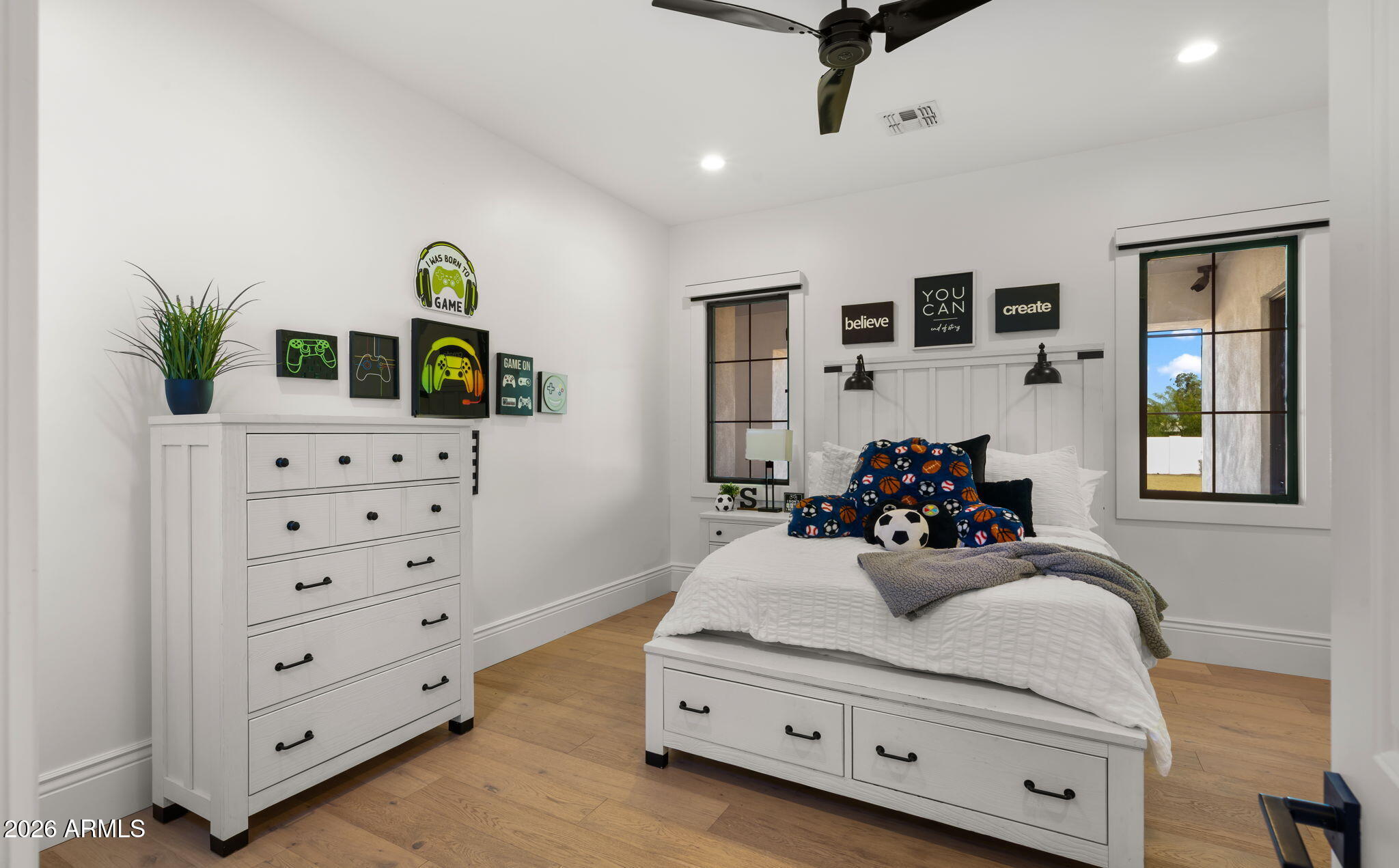 LOR VILLA ESTATES - Residential