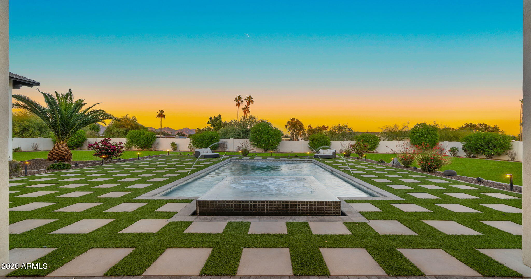 LOR VILLA ESTATES - Residential