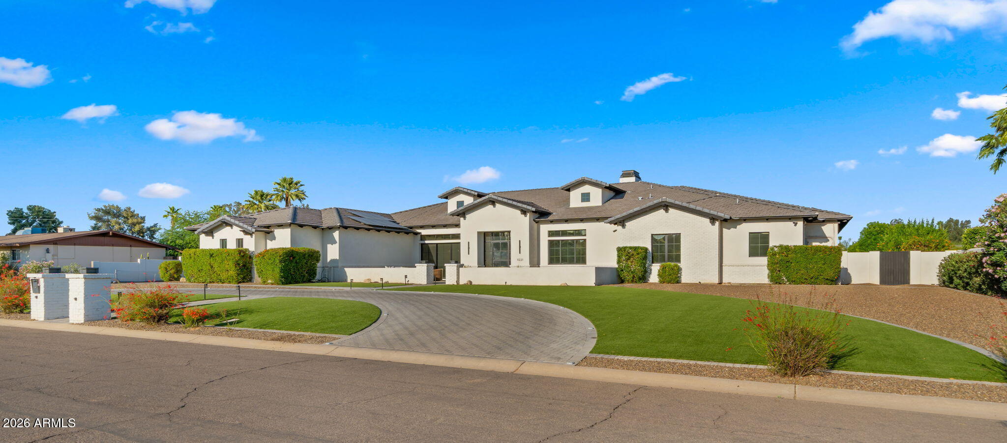 LOR VILLA ESTATES - Residential