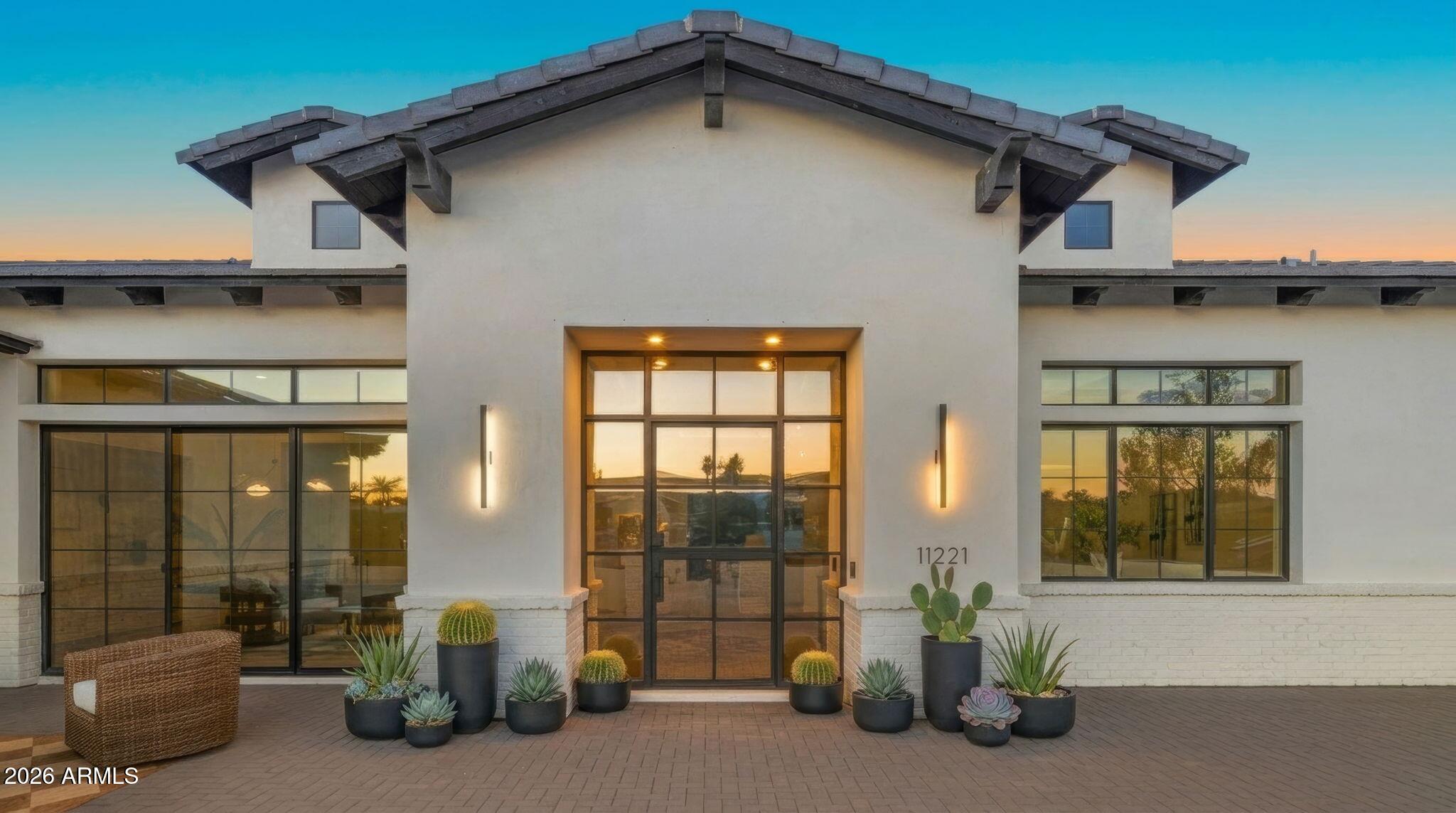 LOR VILLA ESTATES - Residential