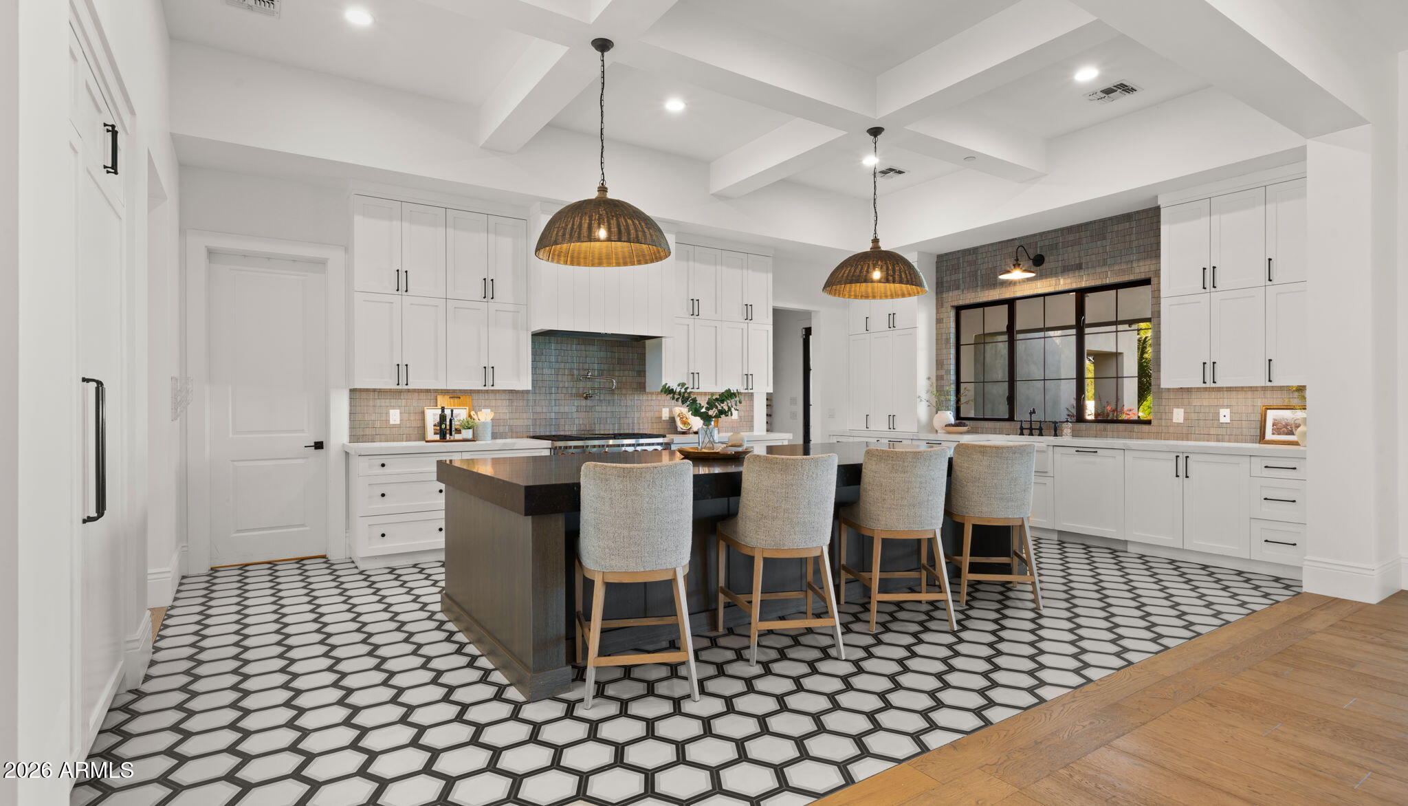 LOR VILLA ESTATES - Residential