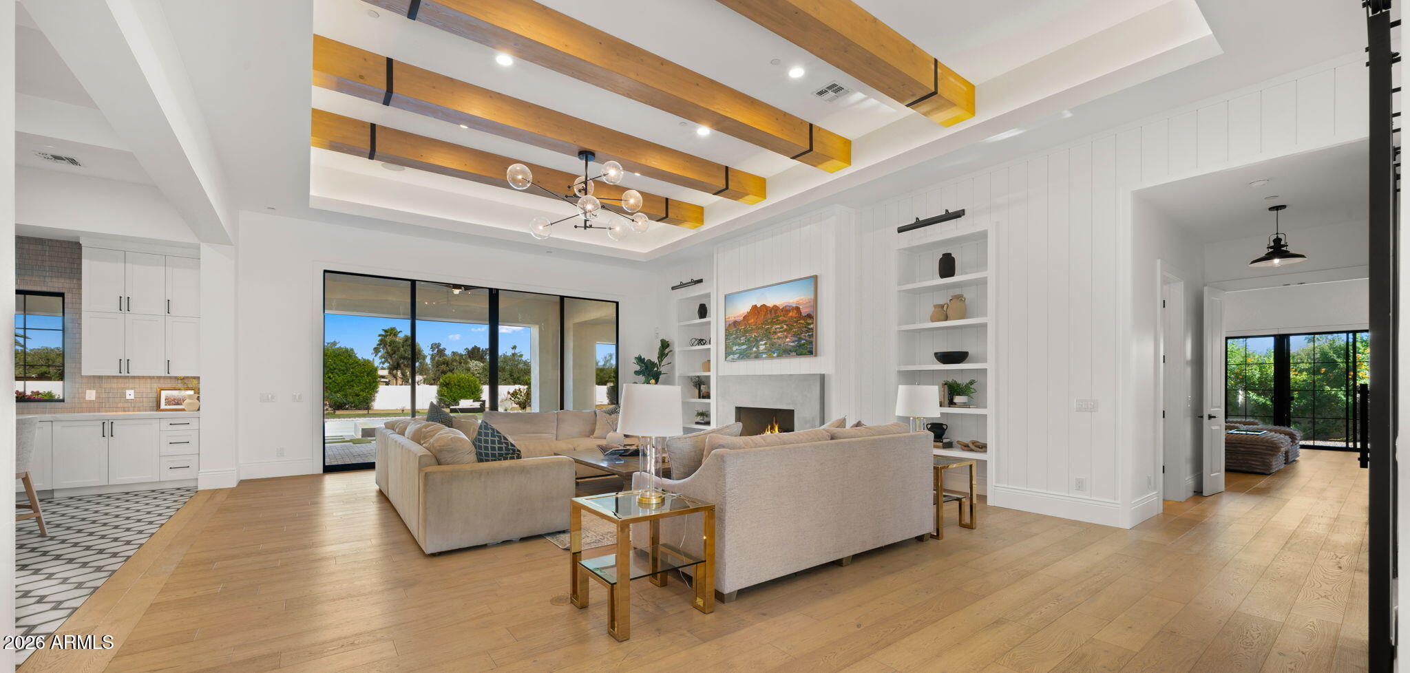 LOR VILLA ESTATES - Residential