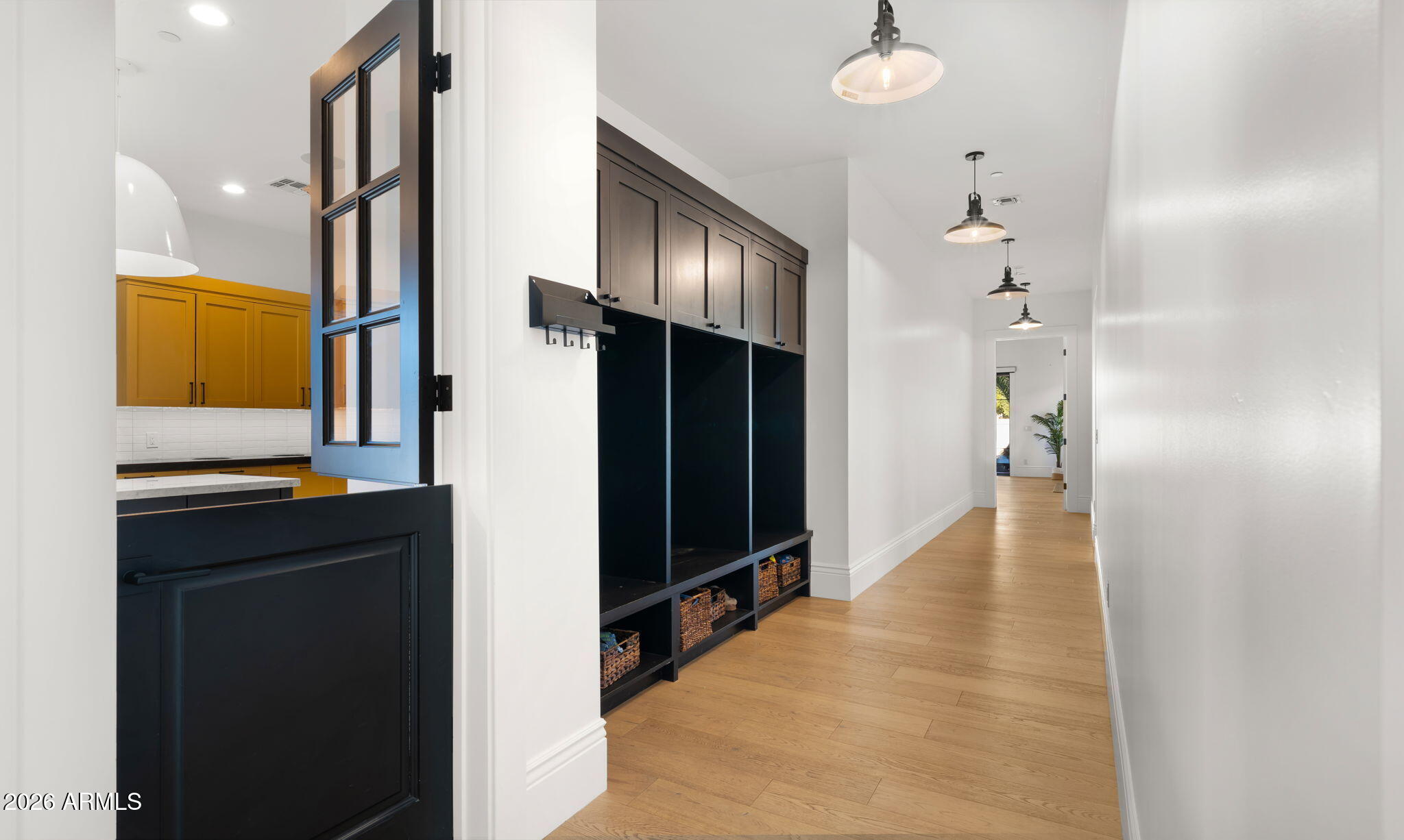 LOR VILLA ESTATES - Residential