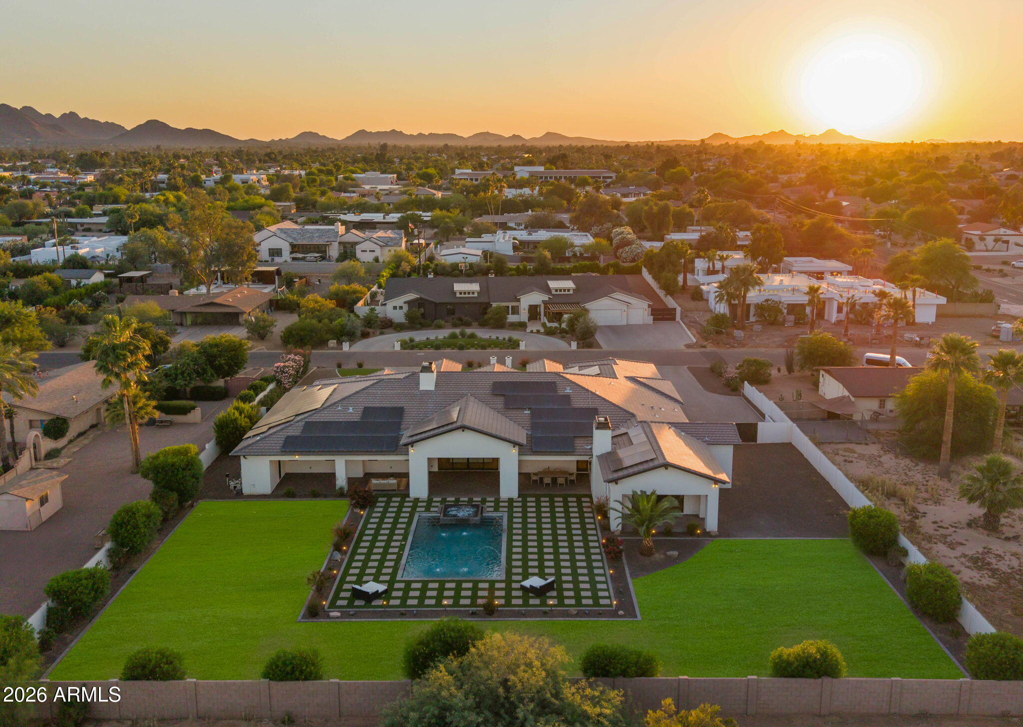 LOR VILLA ESTATES - Residential