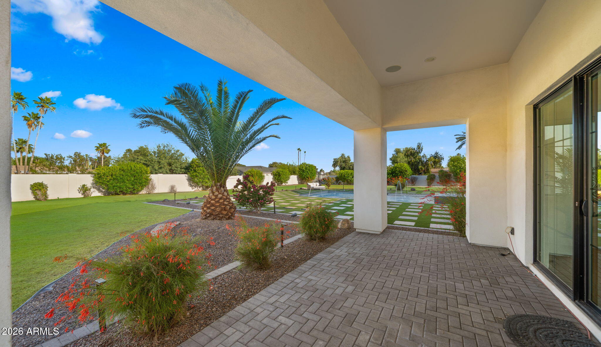 LOR VILLA ESTATES - Residential