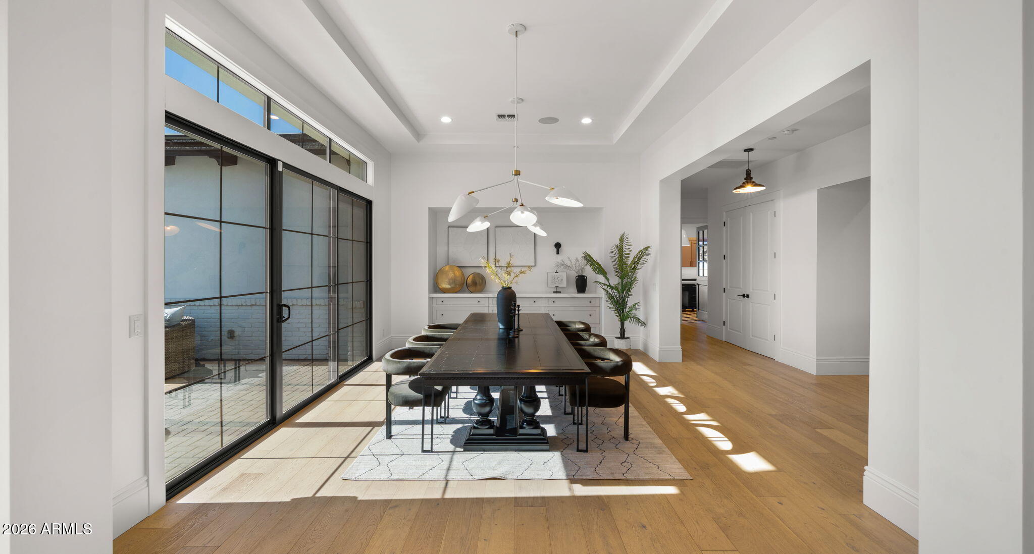 LOR VILLA ESTATES - Residential