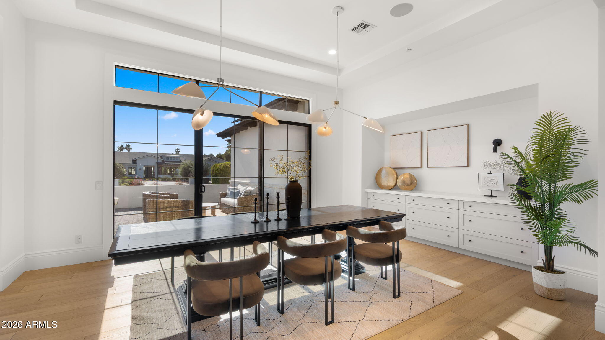 LOR VILLA ESTATES - Residential