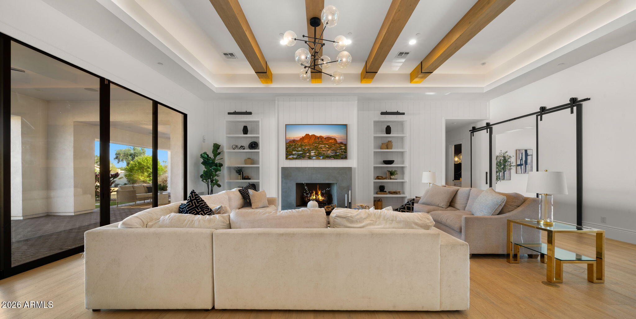 LOR VILLA ESTATES - Residential