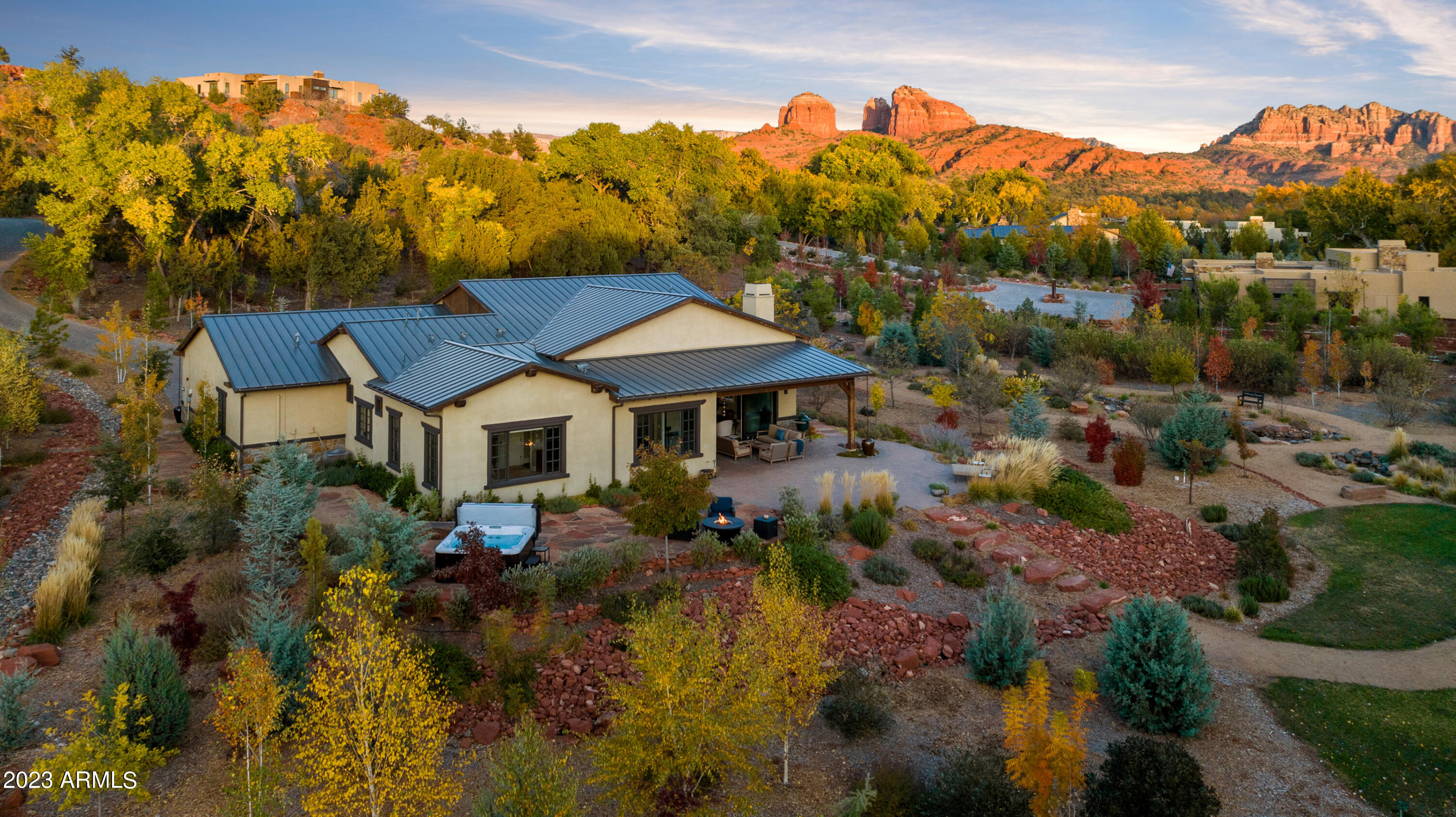 SEDONA RANCH - Residential
