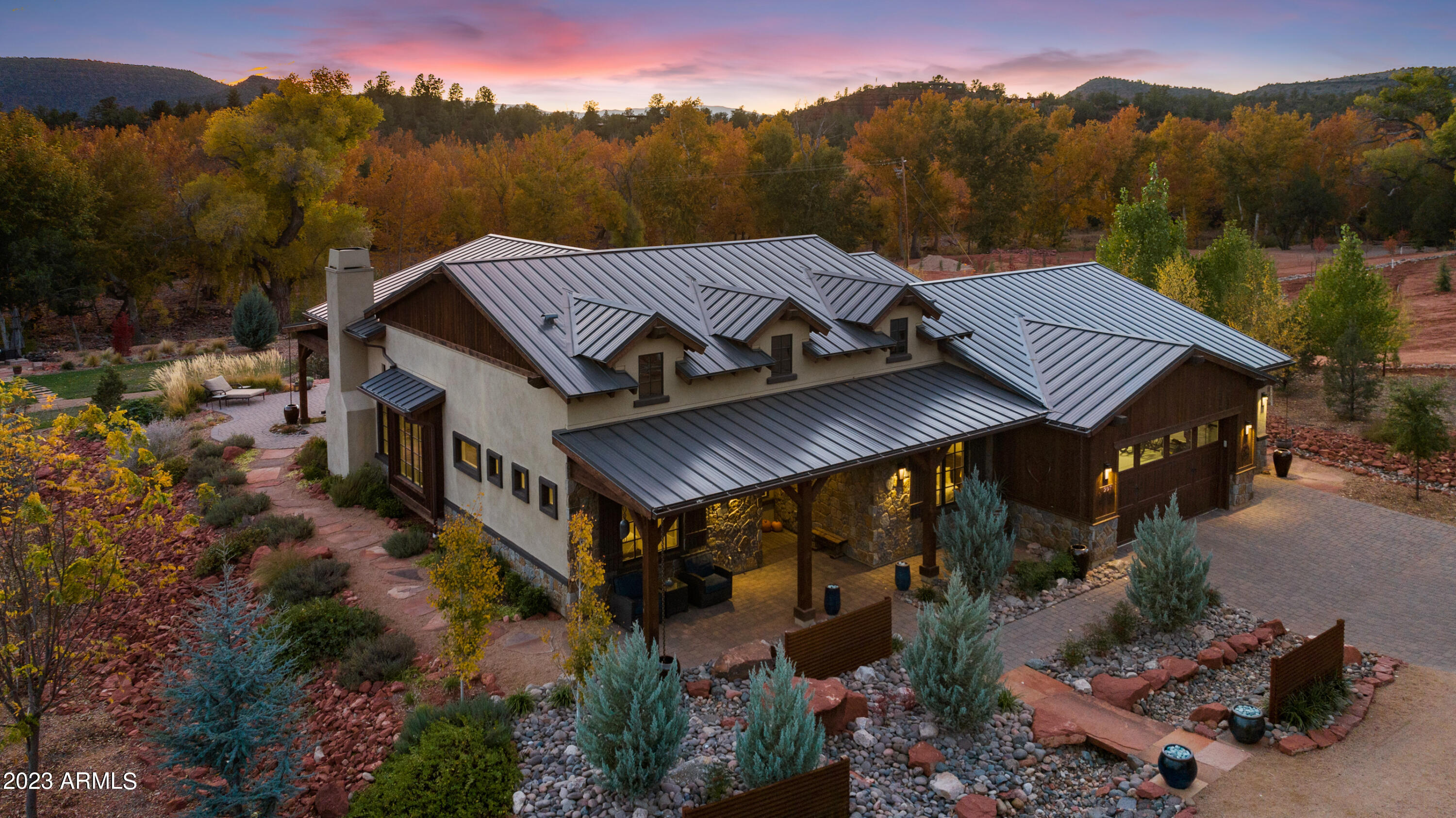 SEDONA RANCH - Residential