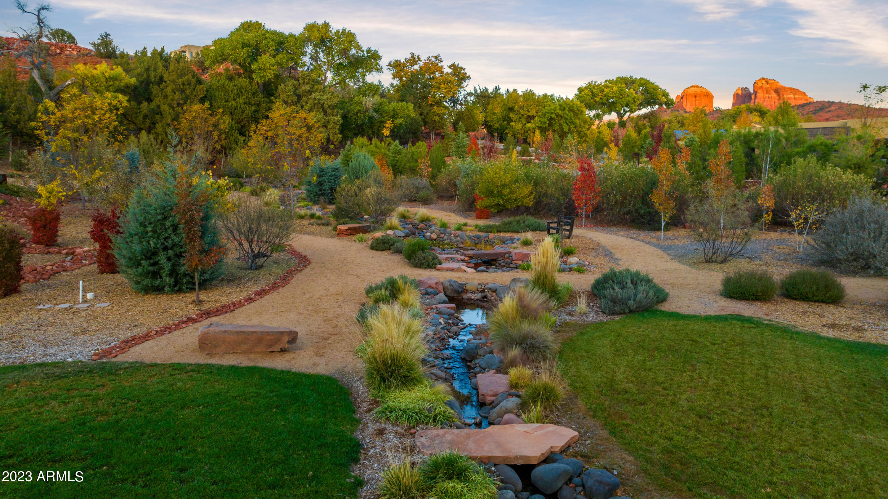 SEDONA RANCH - Residential
