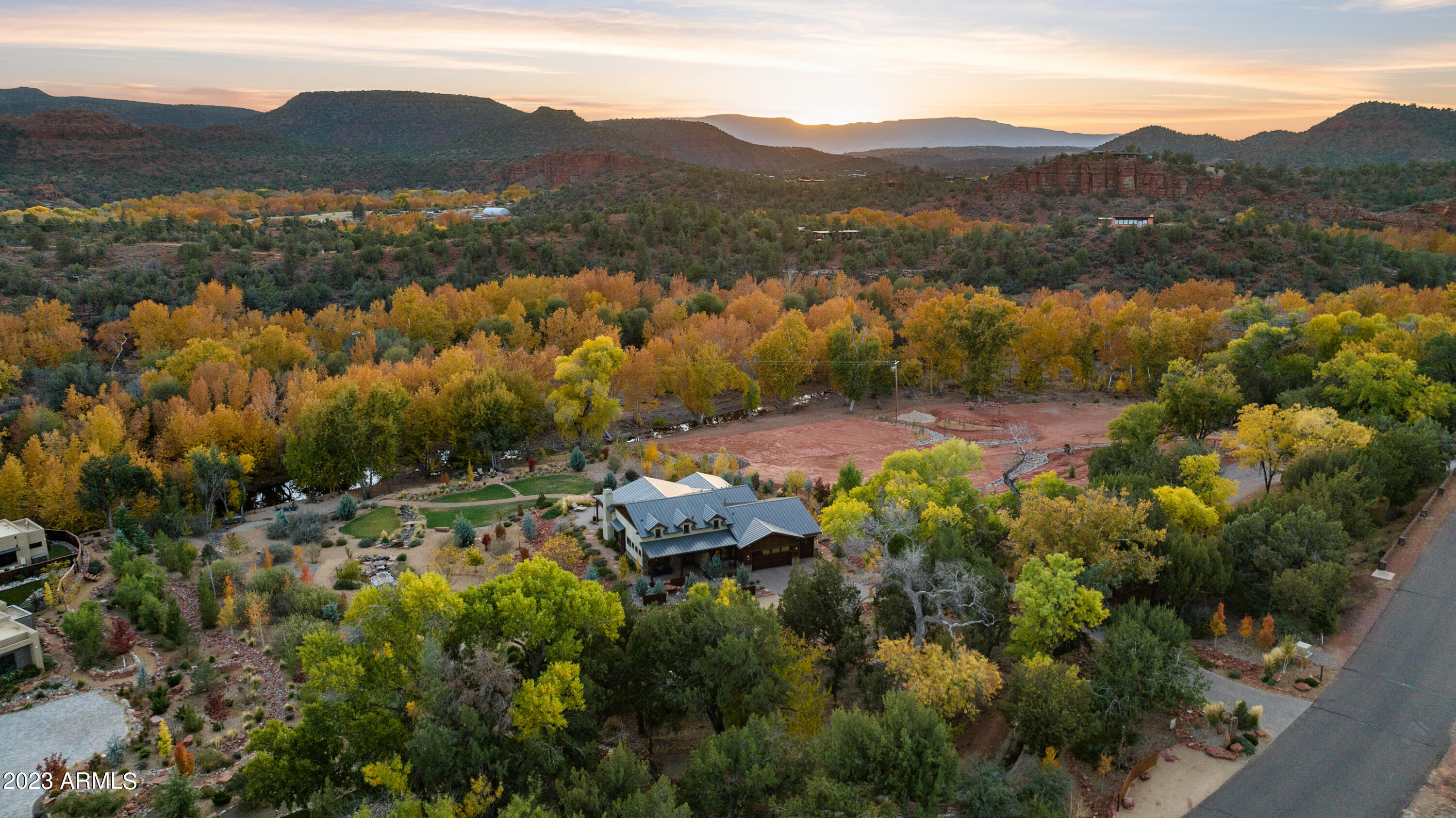 SEDONA RANCH - Residential