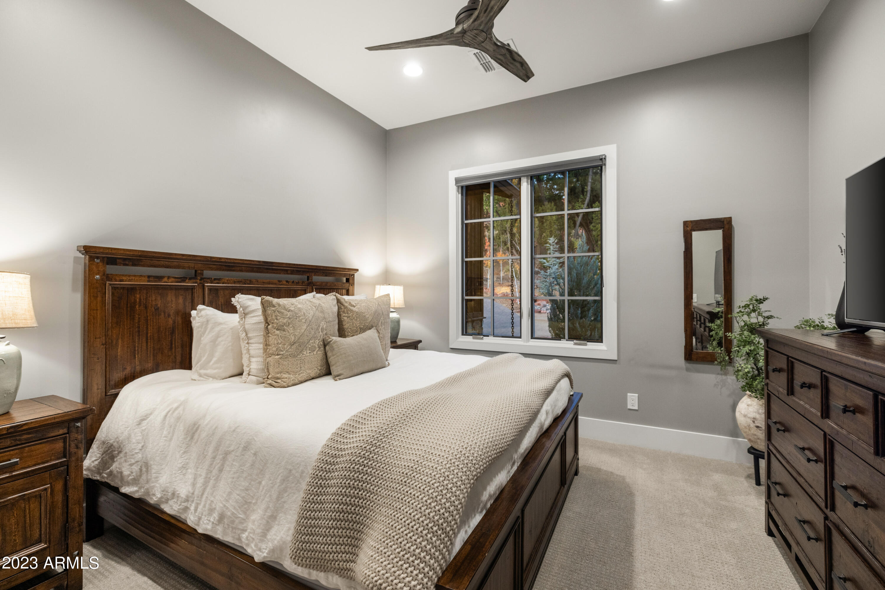SEDONA RANCH - Residential