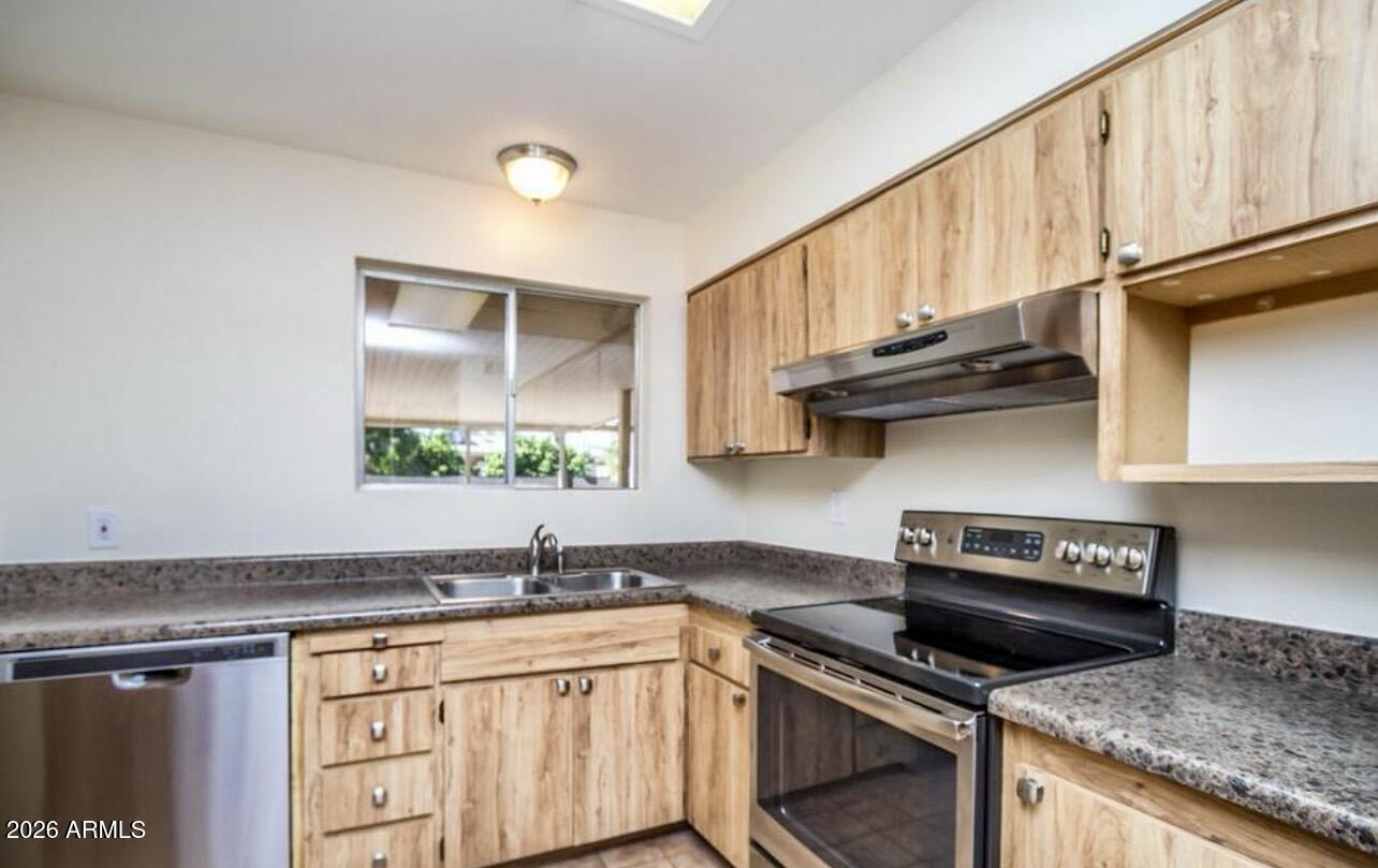 SUN CITY 1 LOT 90-240 419-436 TR 1-27 A D - Residential