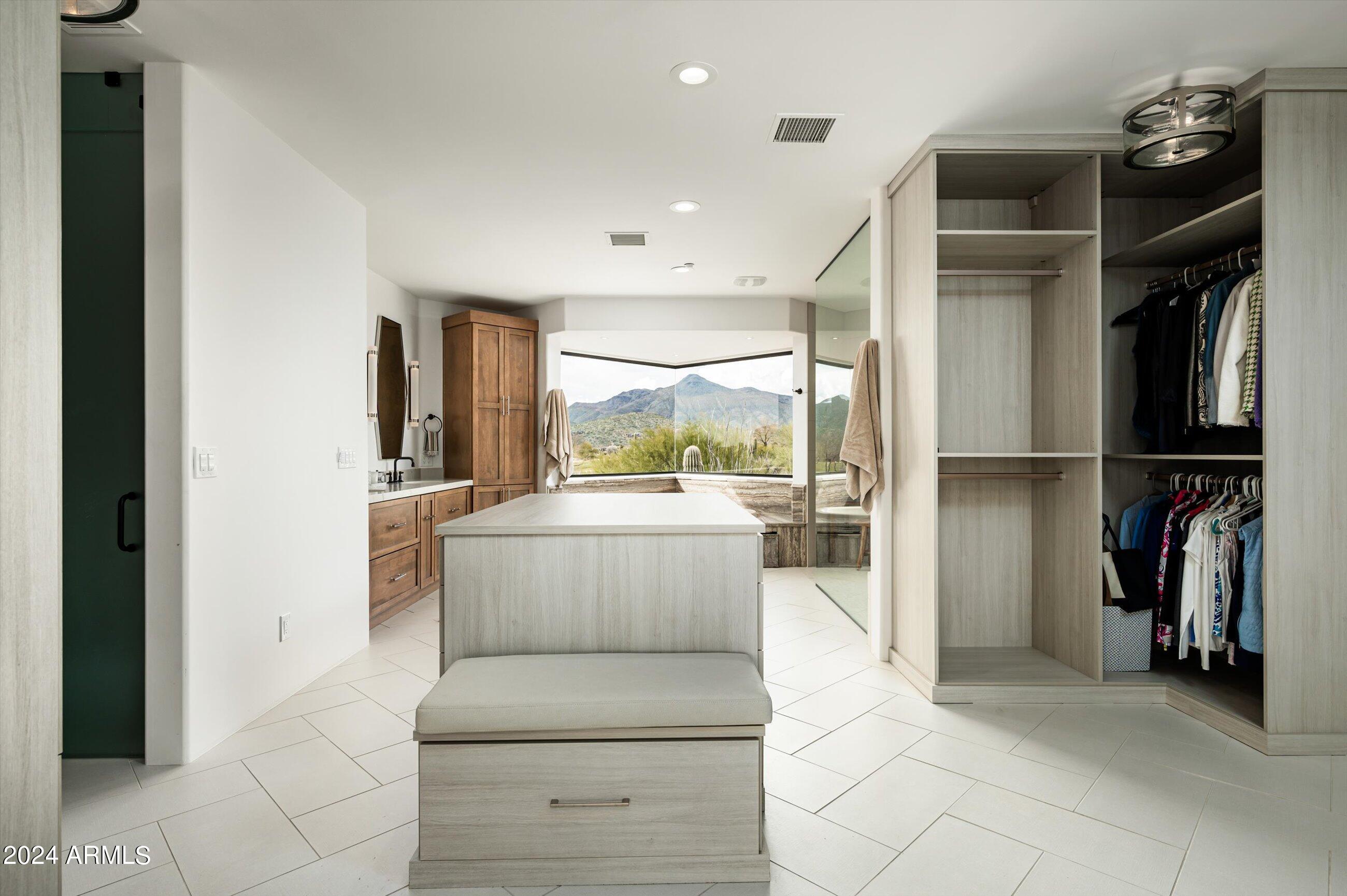 DESERT MOUNTAIN PHASE 2 UNIT 14 AMD - Residential