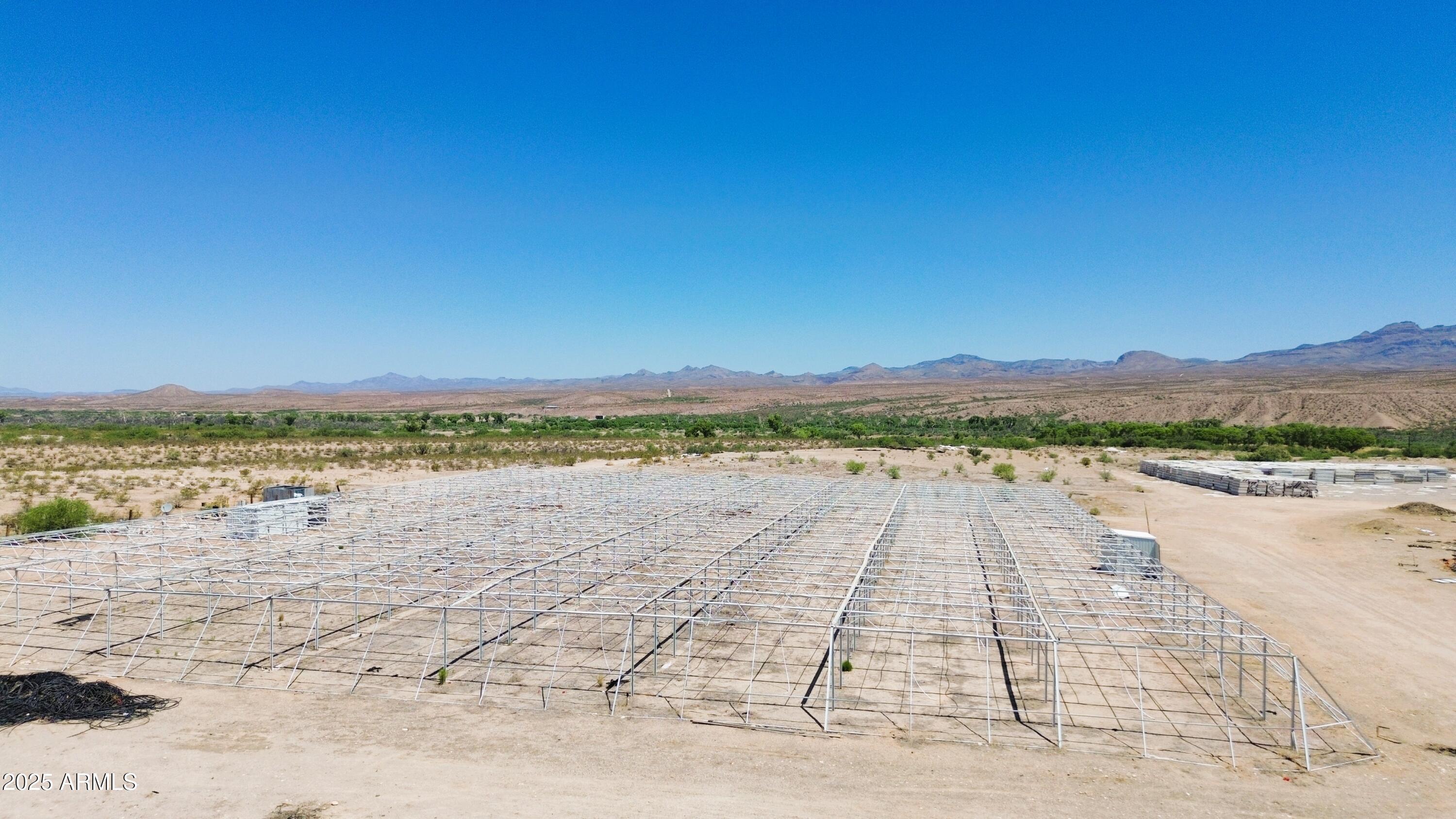 Multiple parcels in the bulk sale.  Seller will sell all or part.  Ask Broker for the parcel codes. - Land
