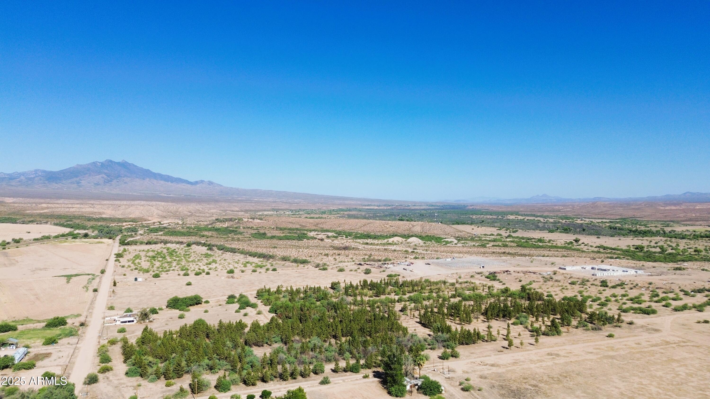 Multiple parcels in the bulk sale.  Seller will sell all or part.  Ask Broker for the parcel codes. - Land