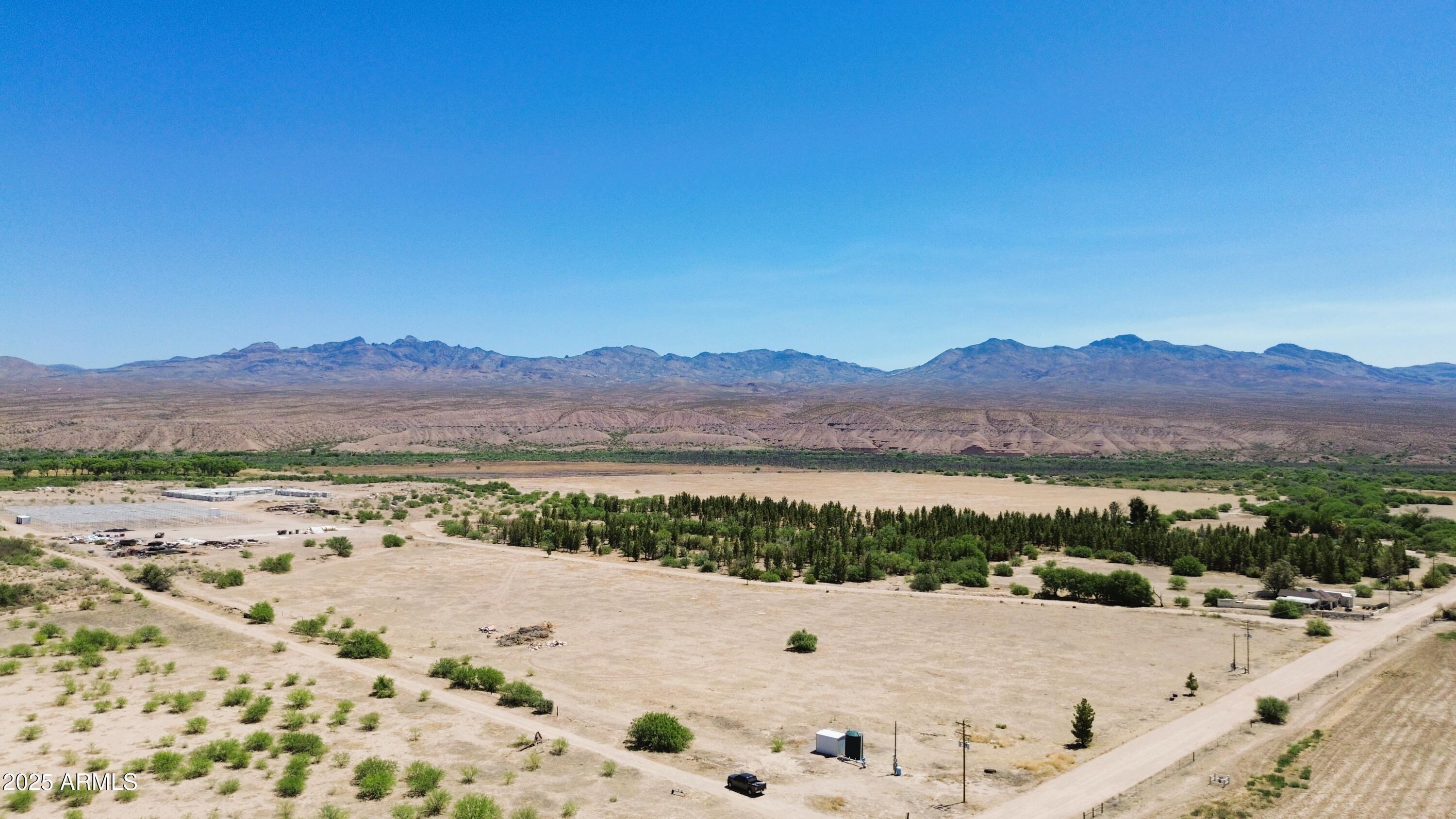 Multiple parcels in the bulk sale.  Seller will sell all or part.  Ask Broker for the parcel codes. - Land