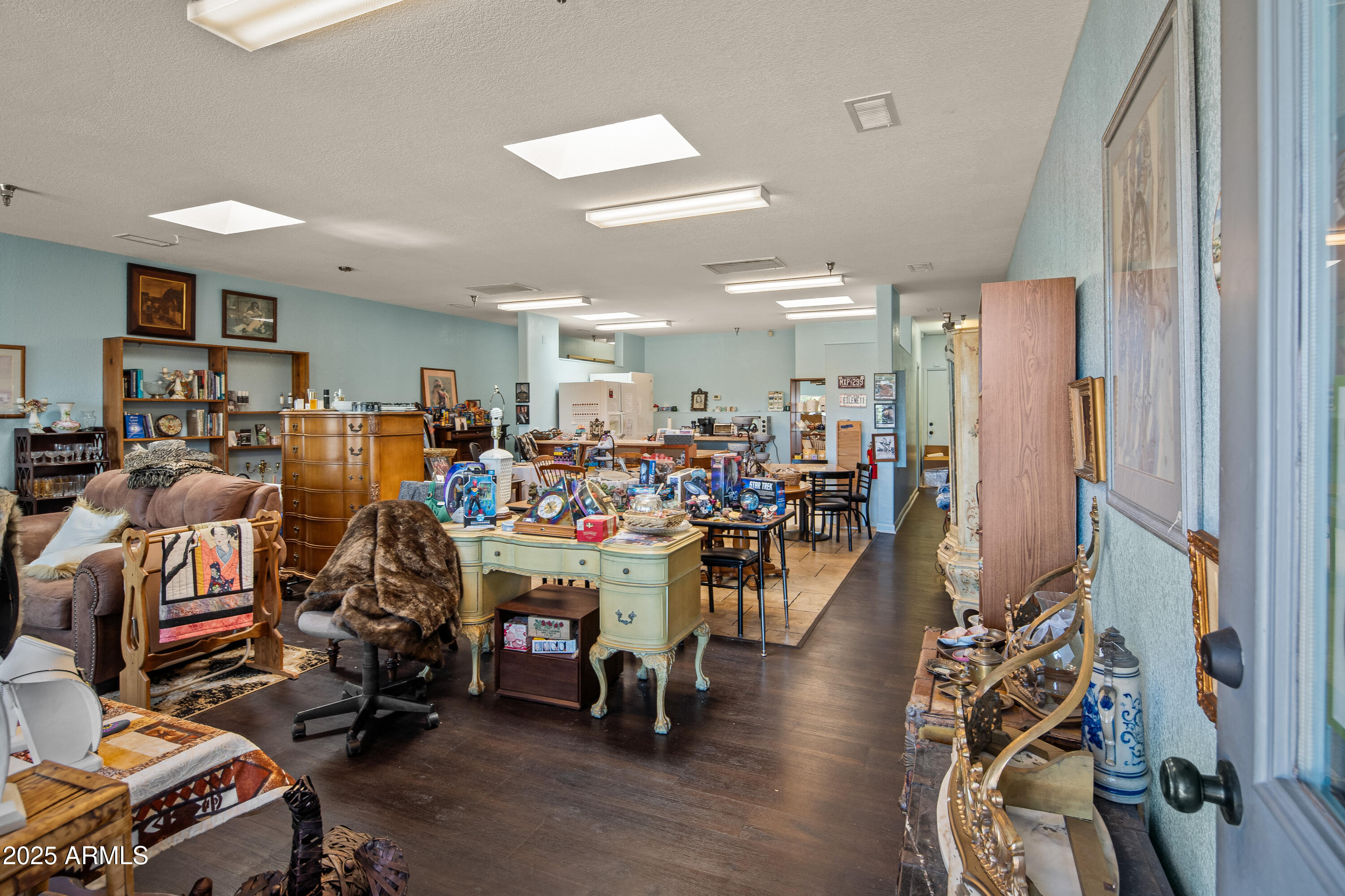VILLAGE SQUARE AMD - Commercial Sale