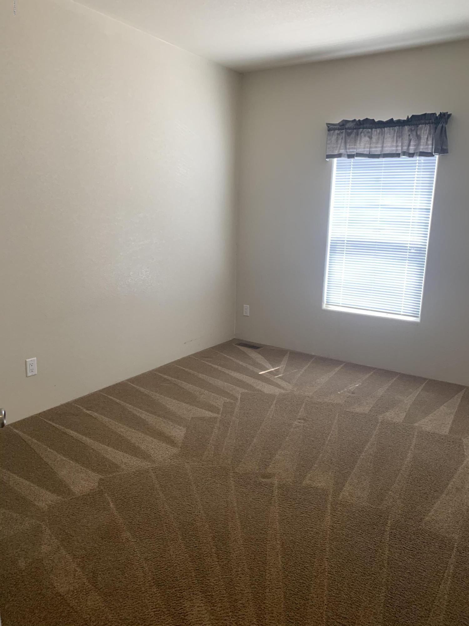 MOUNTAIN MESAS EAST - Residential