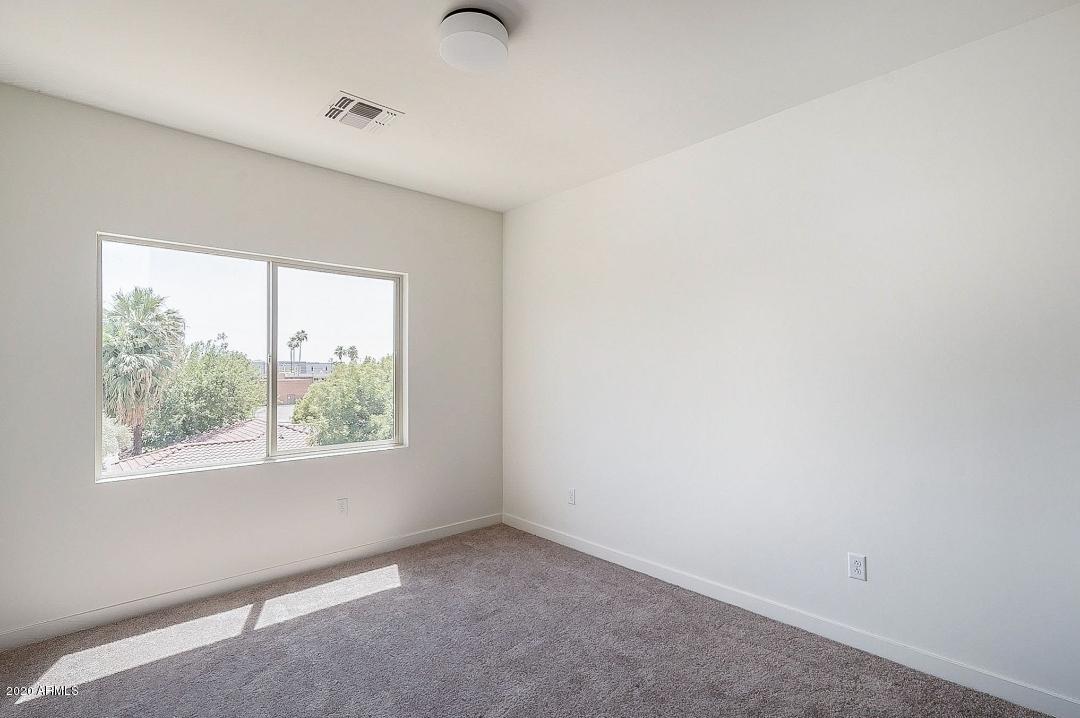 ASHBY ACRES LOTS 1-8 - Residential Income