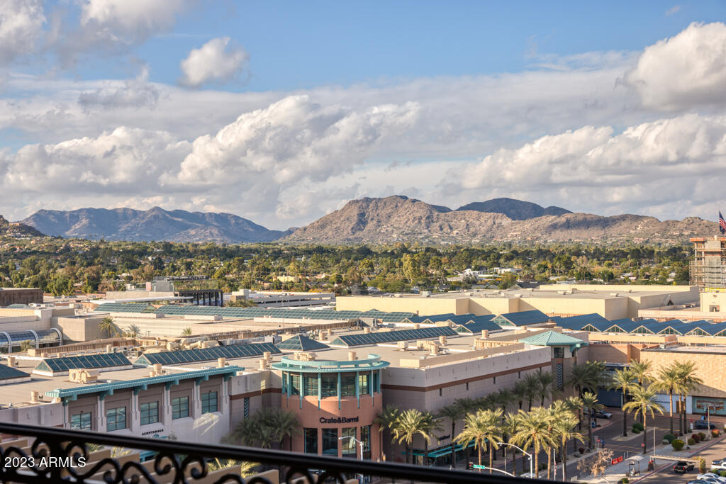 Scottsdale Waterfront - Residential