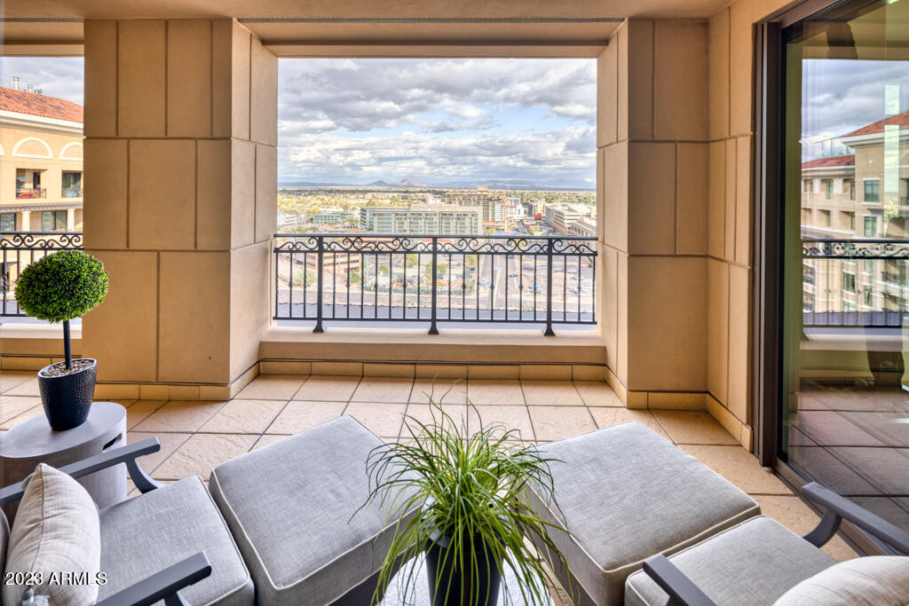 Scottsdale Waterfront - Residential