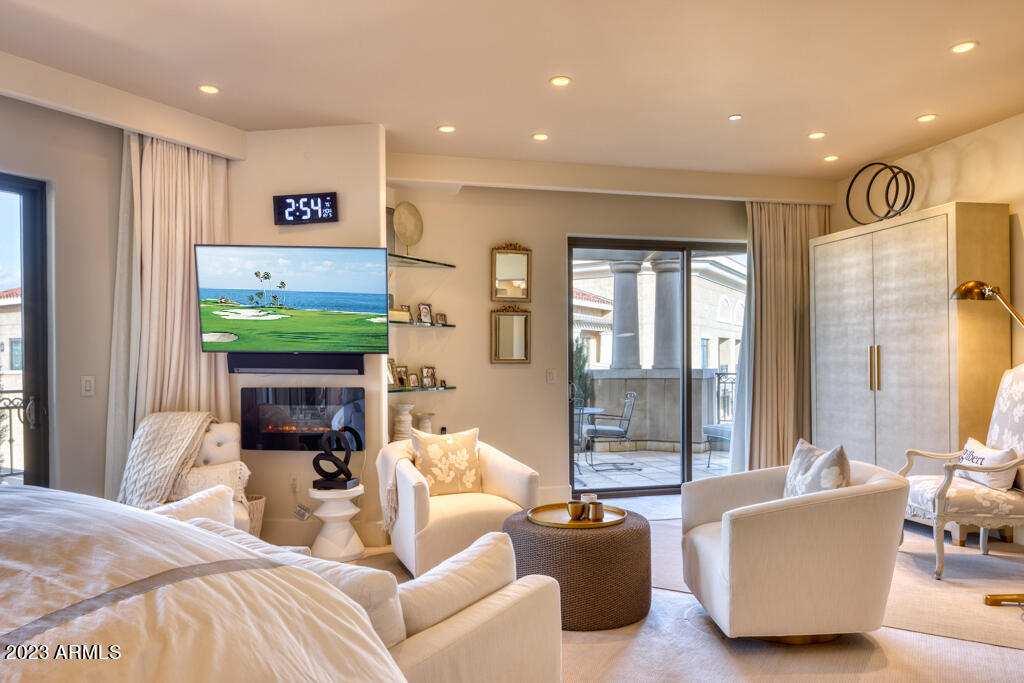 Scottsdale Waterfront - Residential