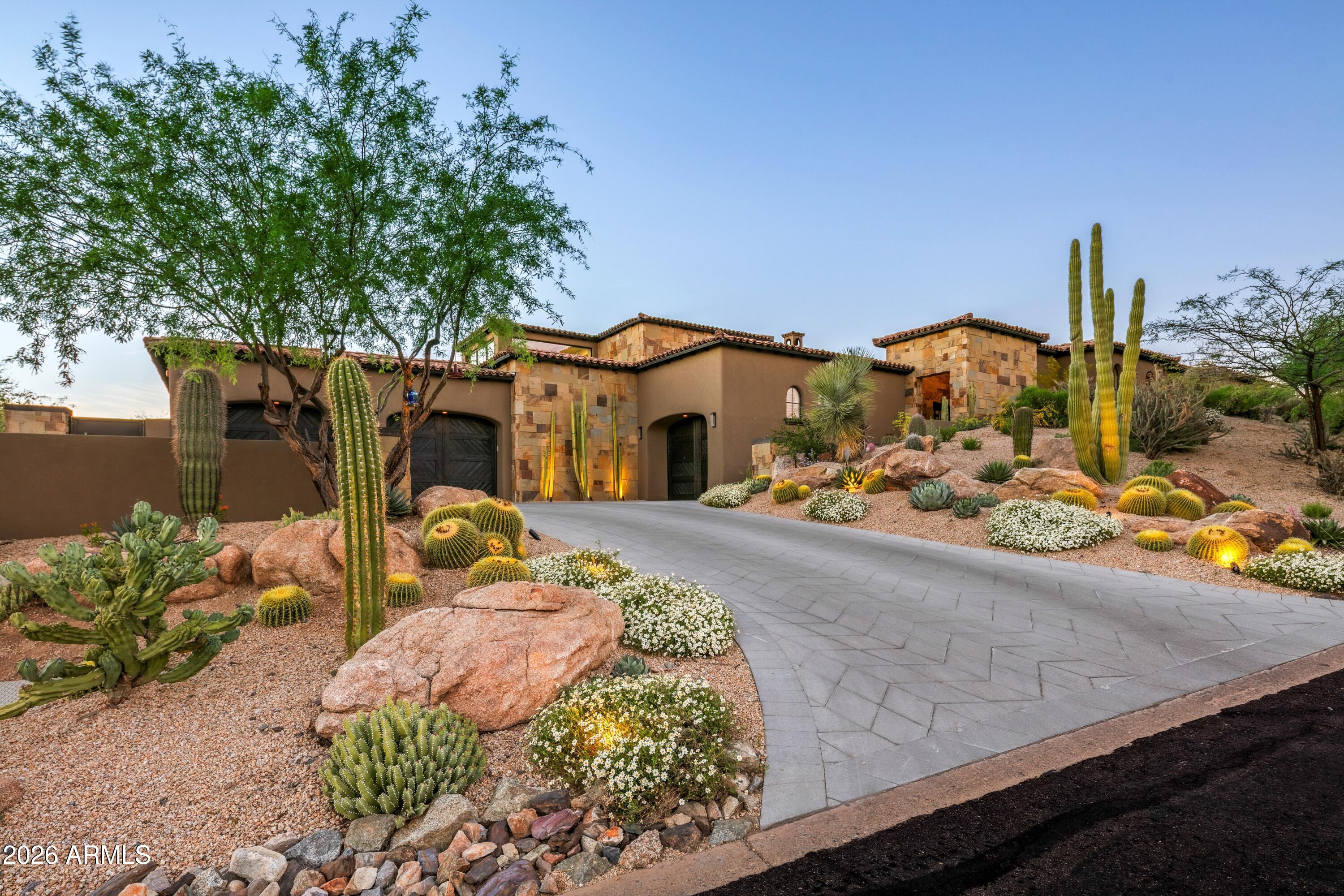 DESERT MOUNTAIN - Residential