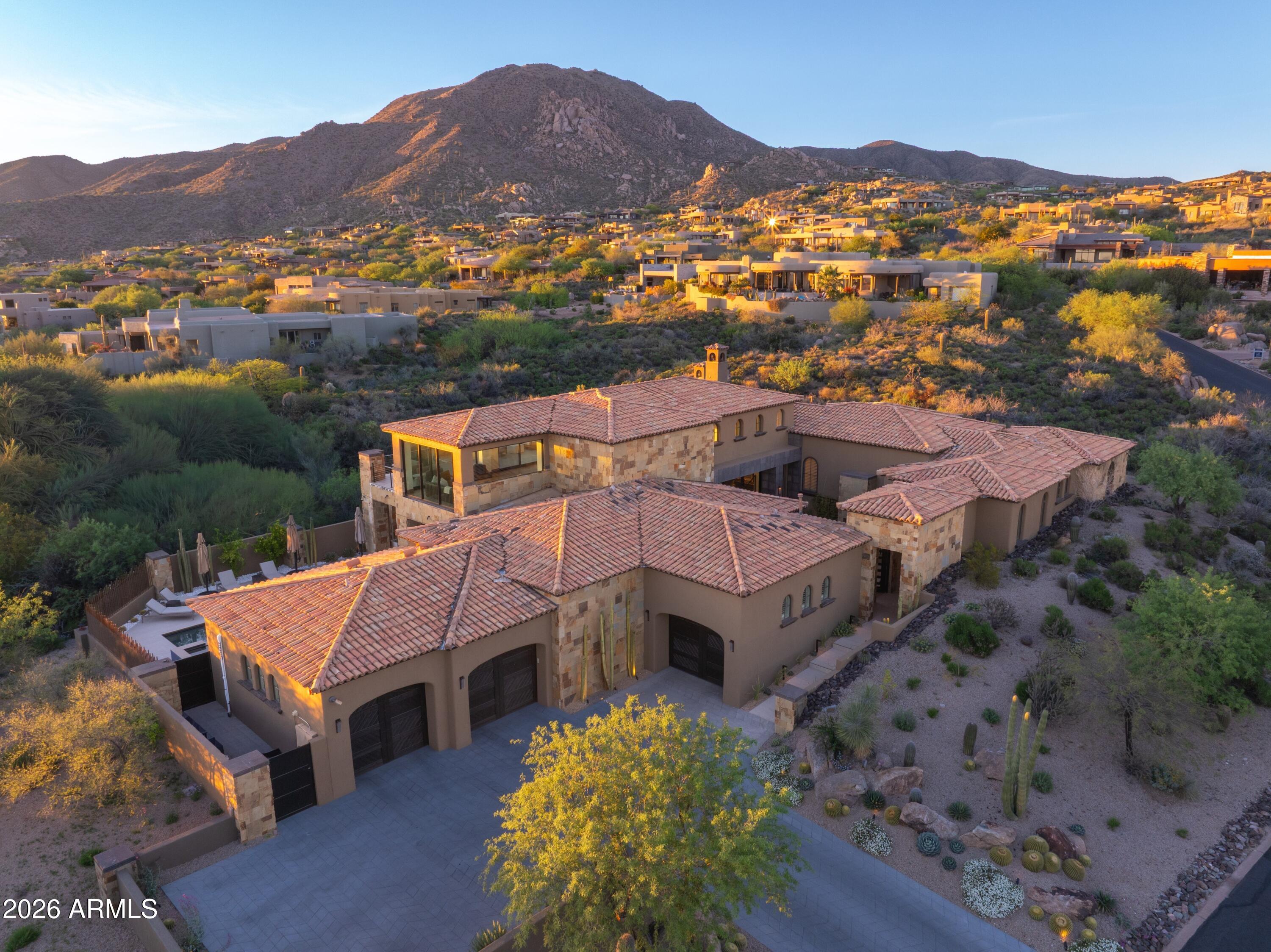 DESERT MOUNTAIN - Residential