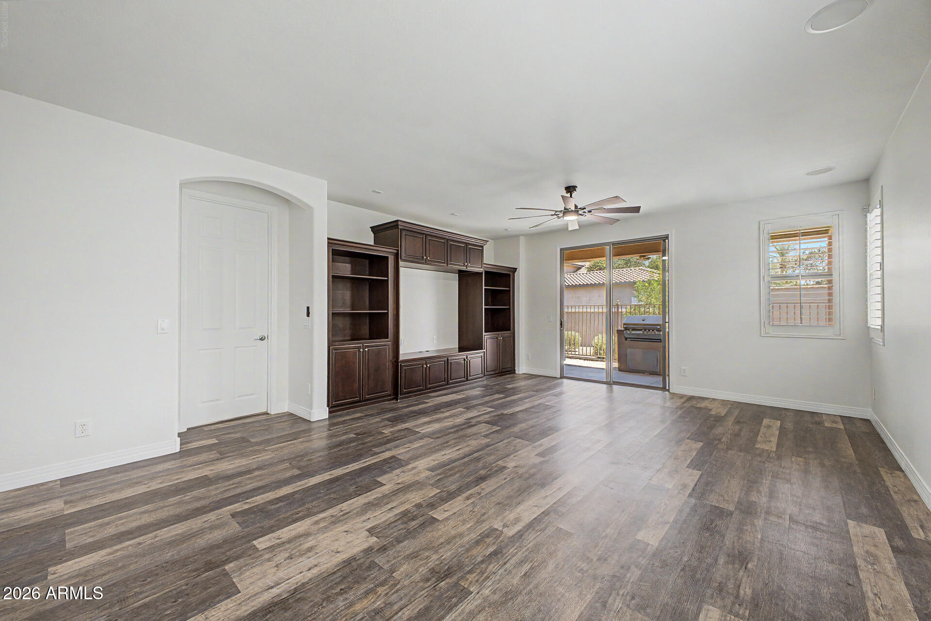 SPECTRUM AT VAL VISTA PARCEL 22 - Residential