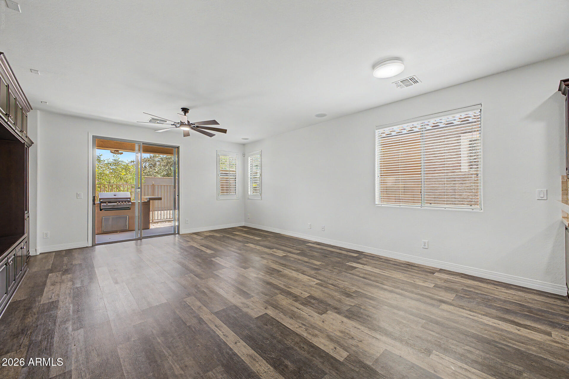 SPECTRUM AT VAL VISTA PARCEL 22 - Residential
