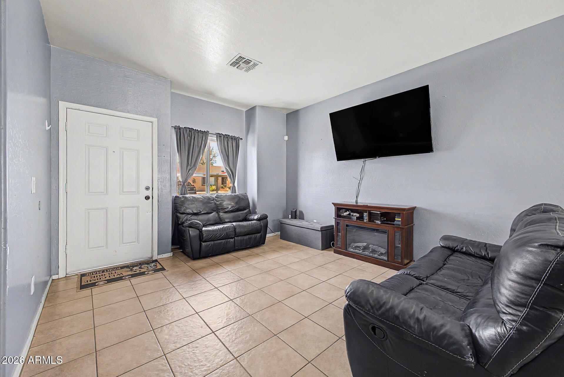 SUPERSTITION VIEWS UNIT III - Residential
