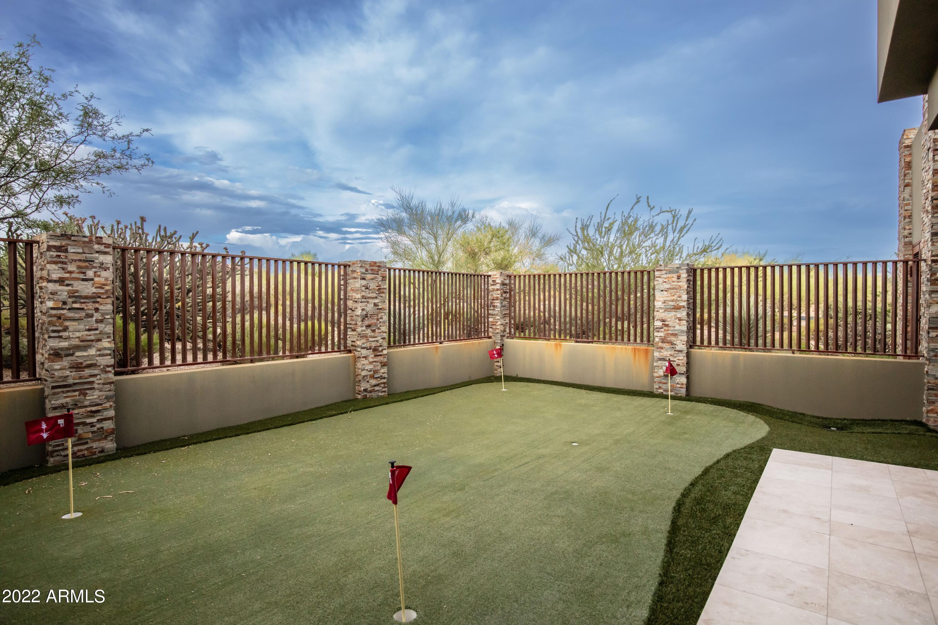 MIRABEL CLUB - Residential